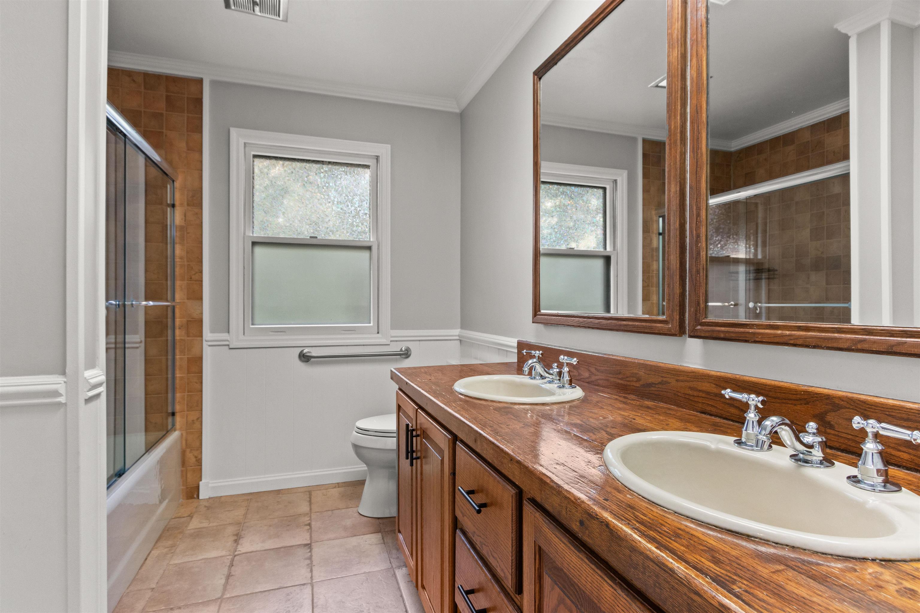 2421 Rainbow Drive Property Photo 30