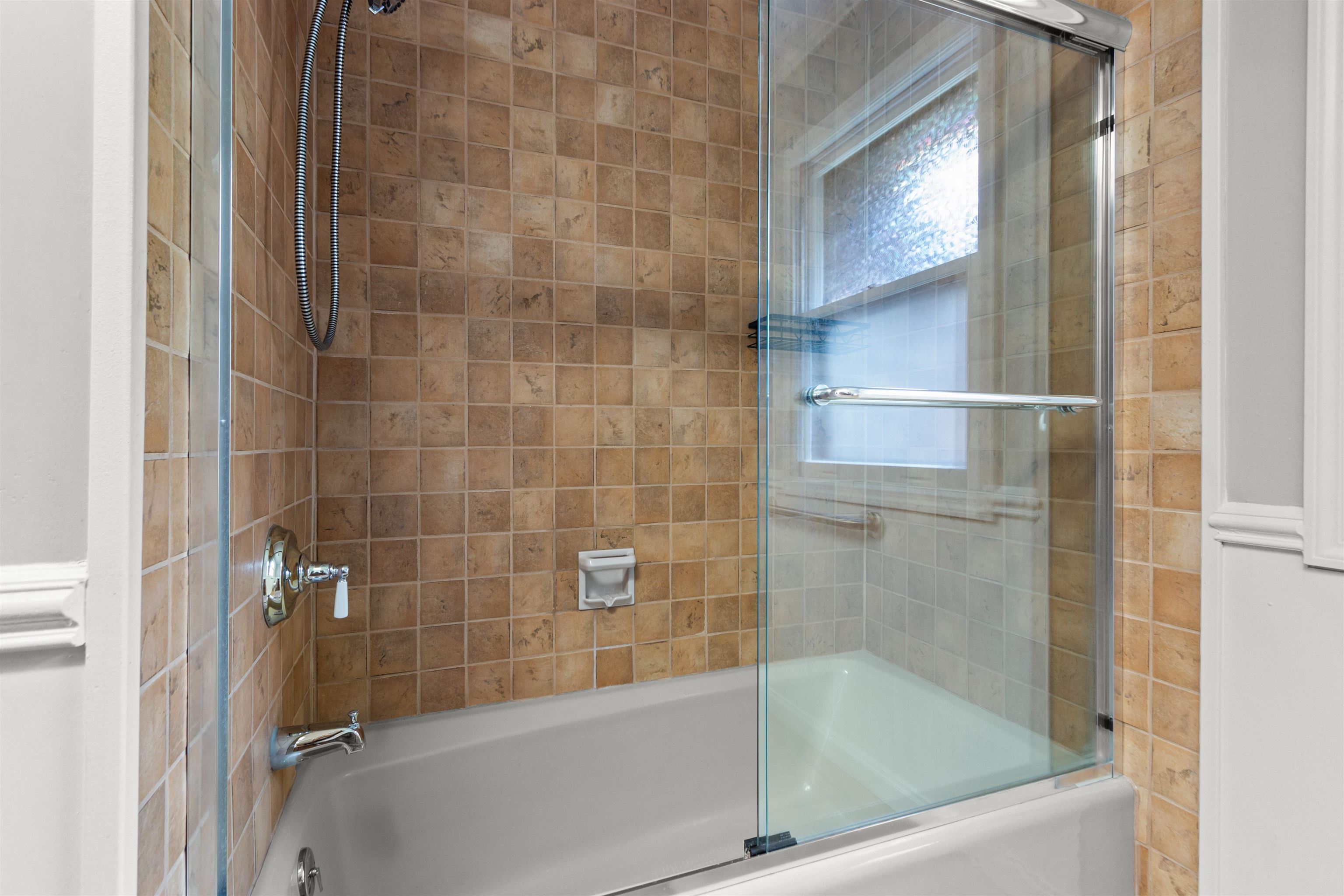 2421 Rainbow Drive Property Photo 31