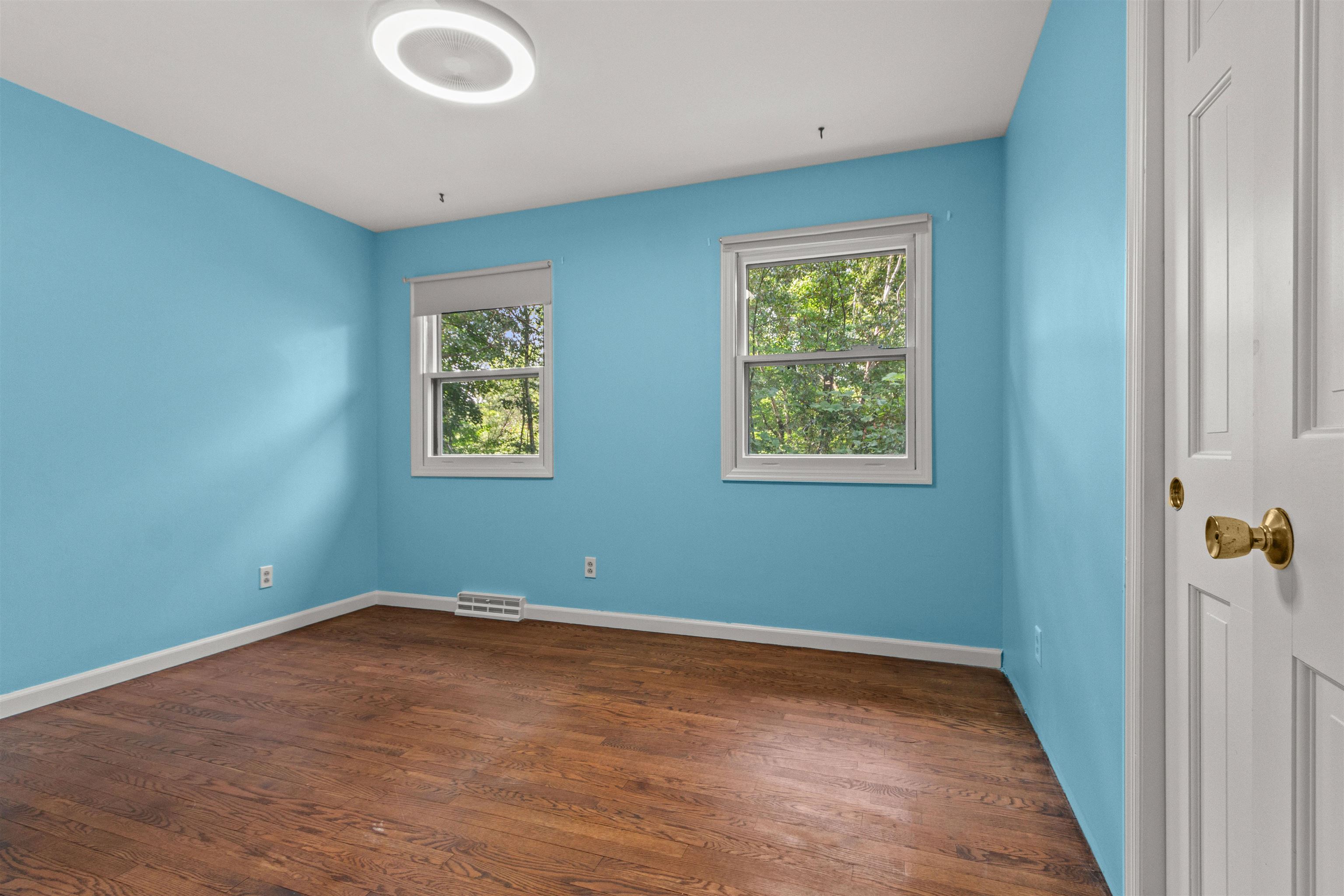 2421 Rainbow Drive Property Photo 32