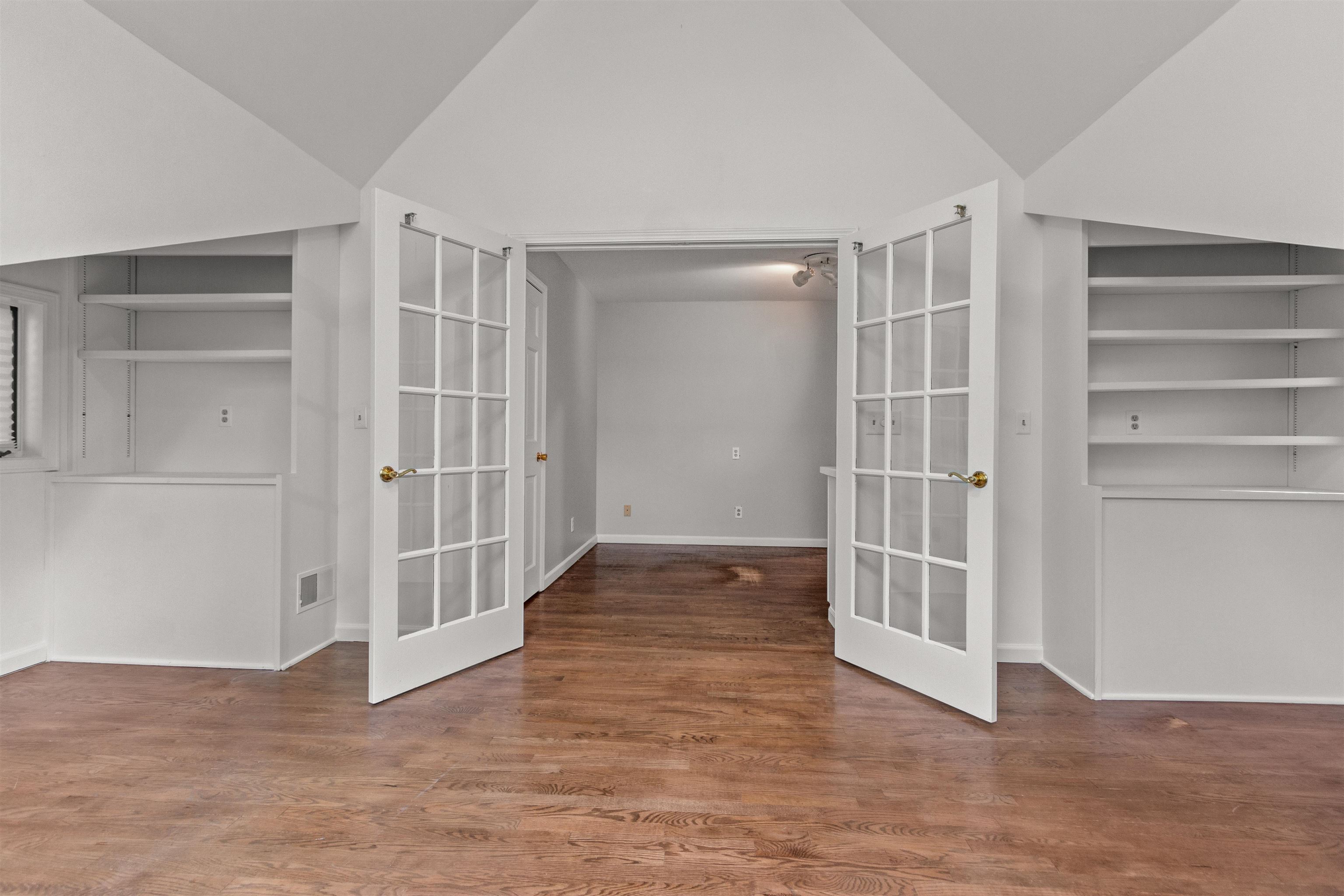2421 Rainbow Drive Property Photo 37