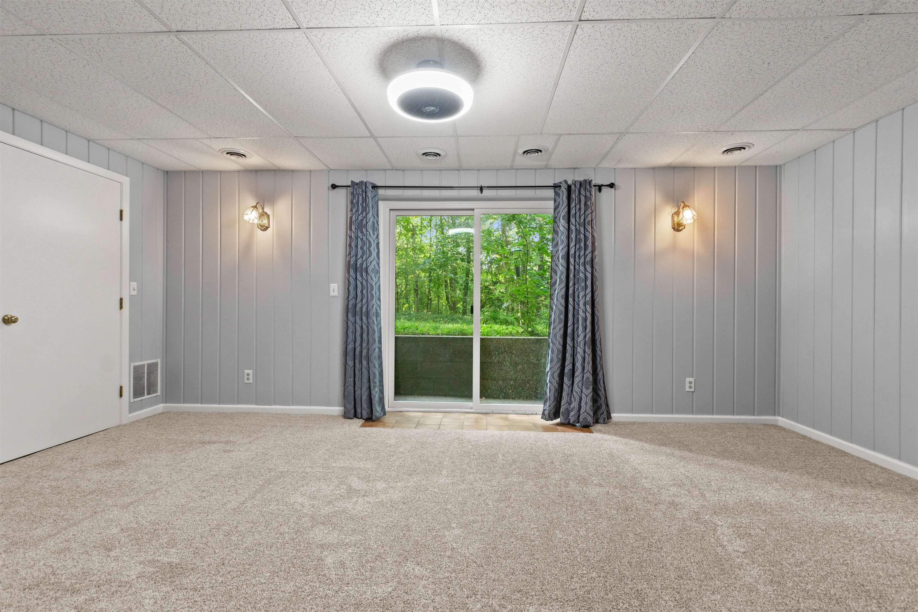 2421 Rainbow Drive Property Photo 40