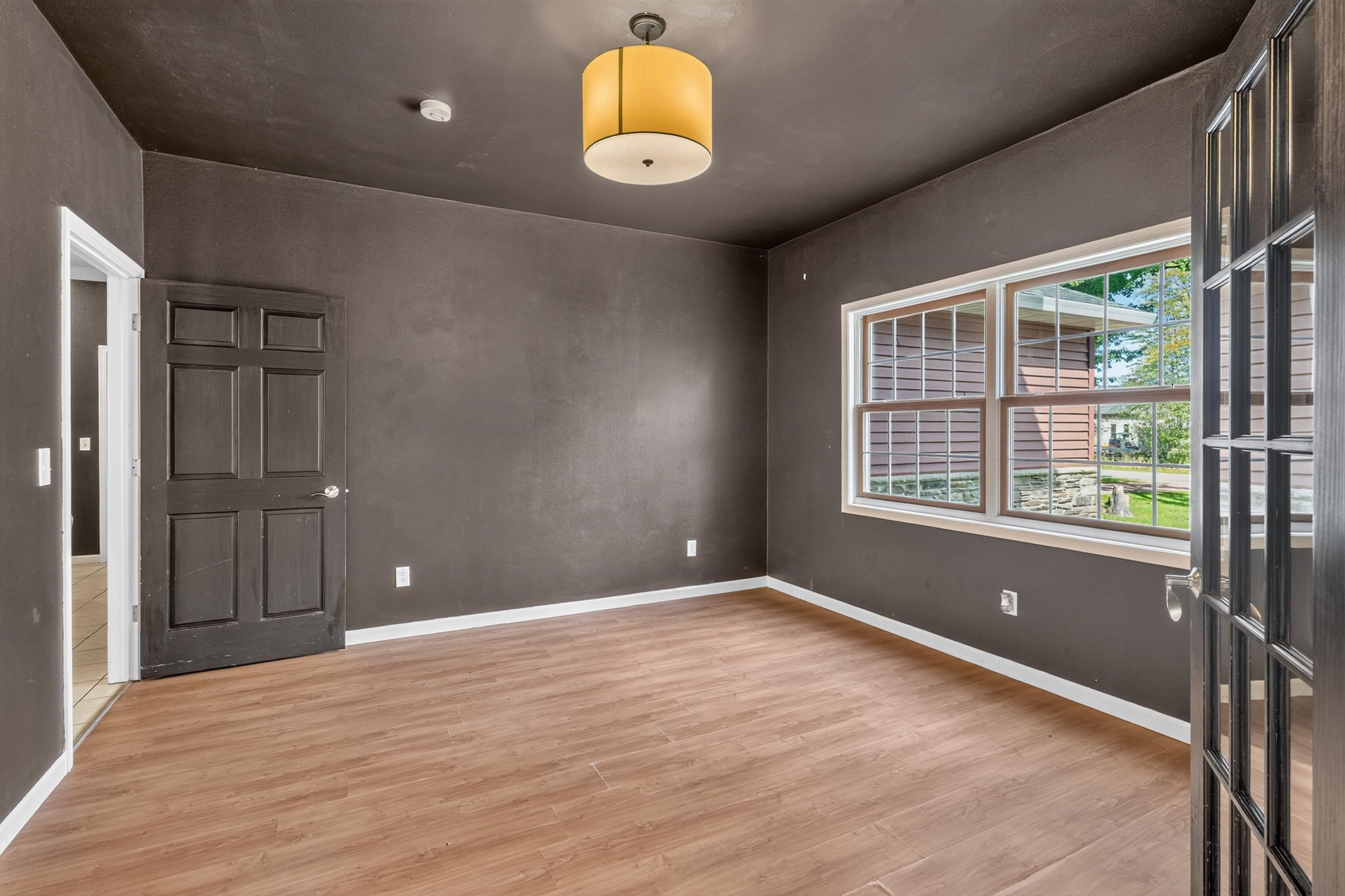 223820 Trail Road Property Photo 7