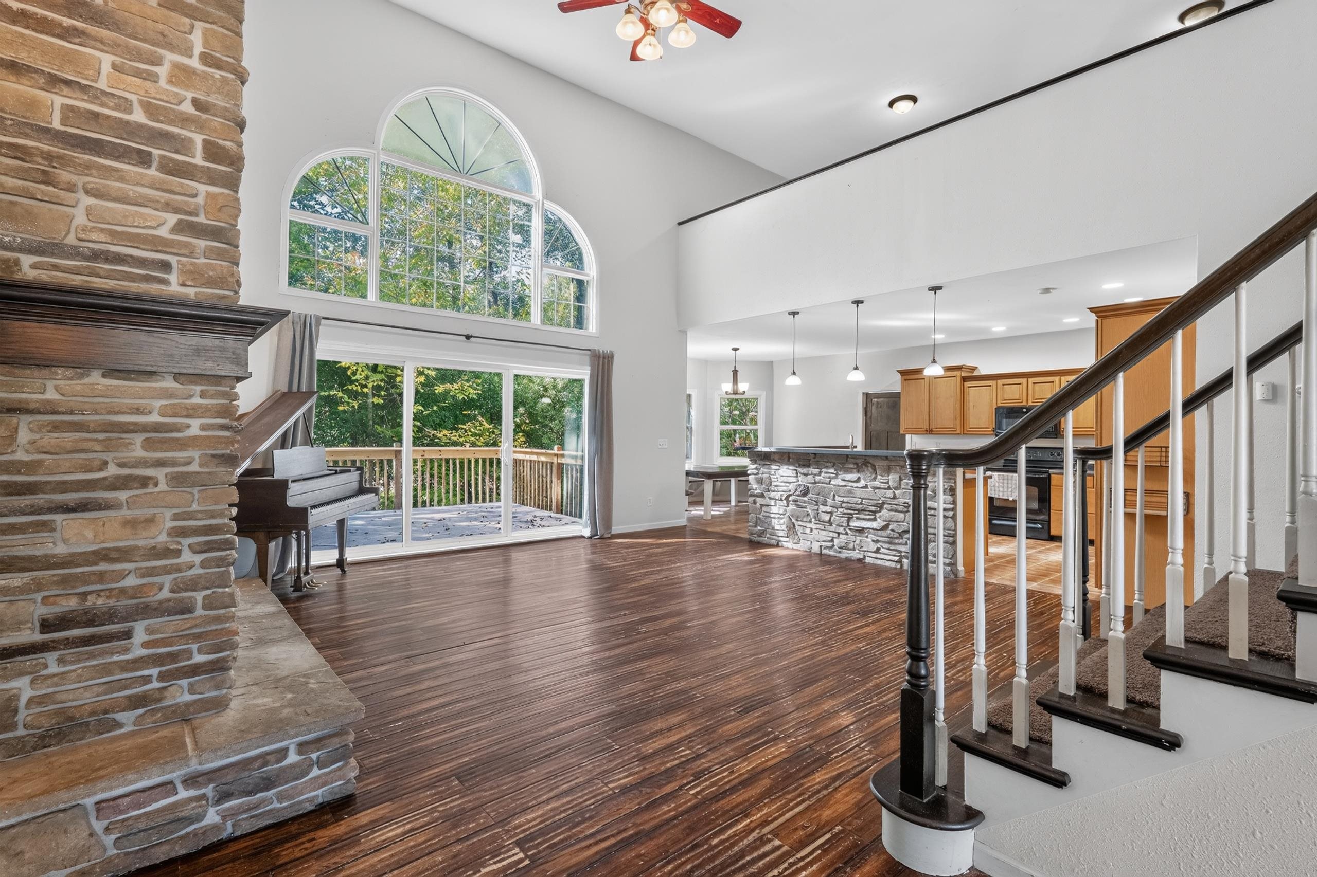 223820 Trail Road Property Photo 8