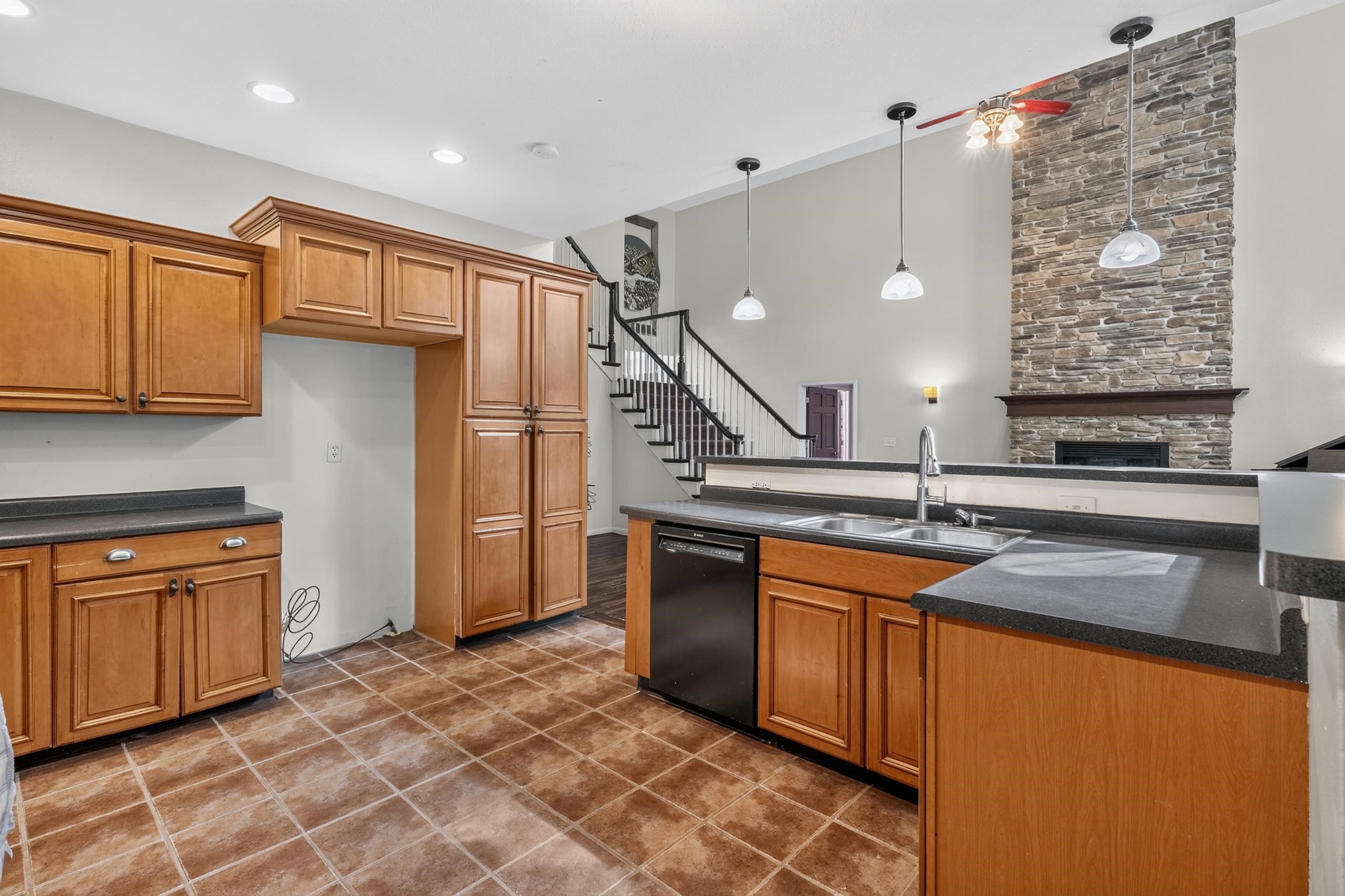 223820 Trail Road Property Photo 10