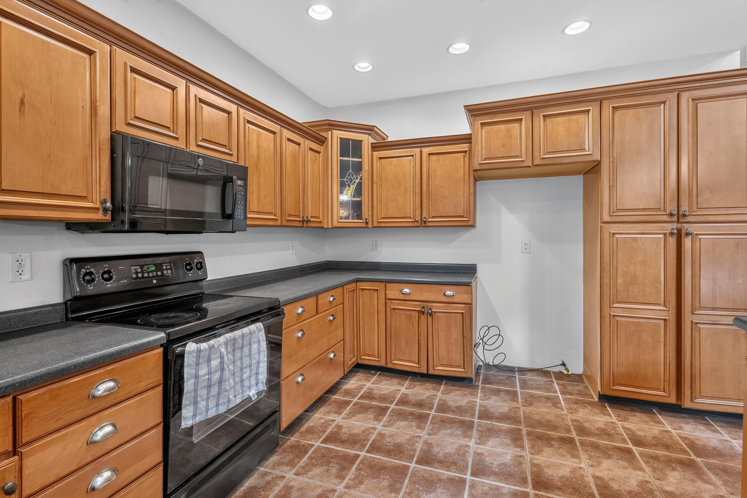 223820 Trail Road Property Photo 11