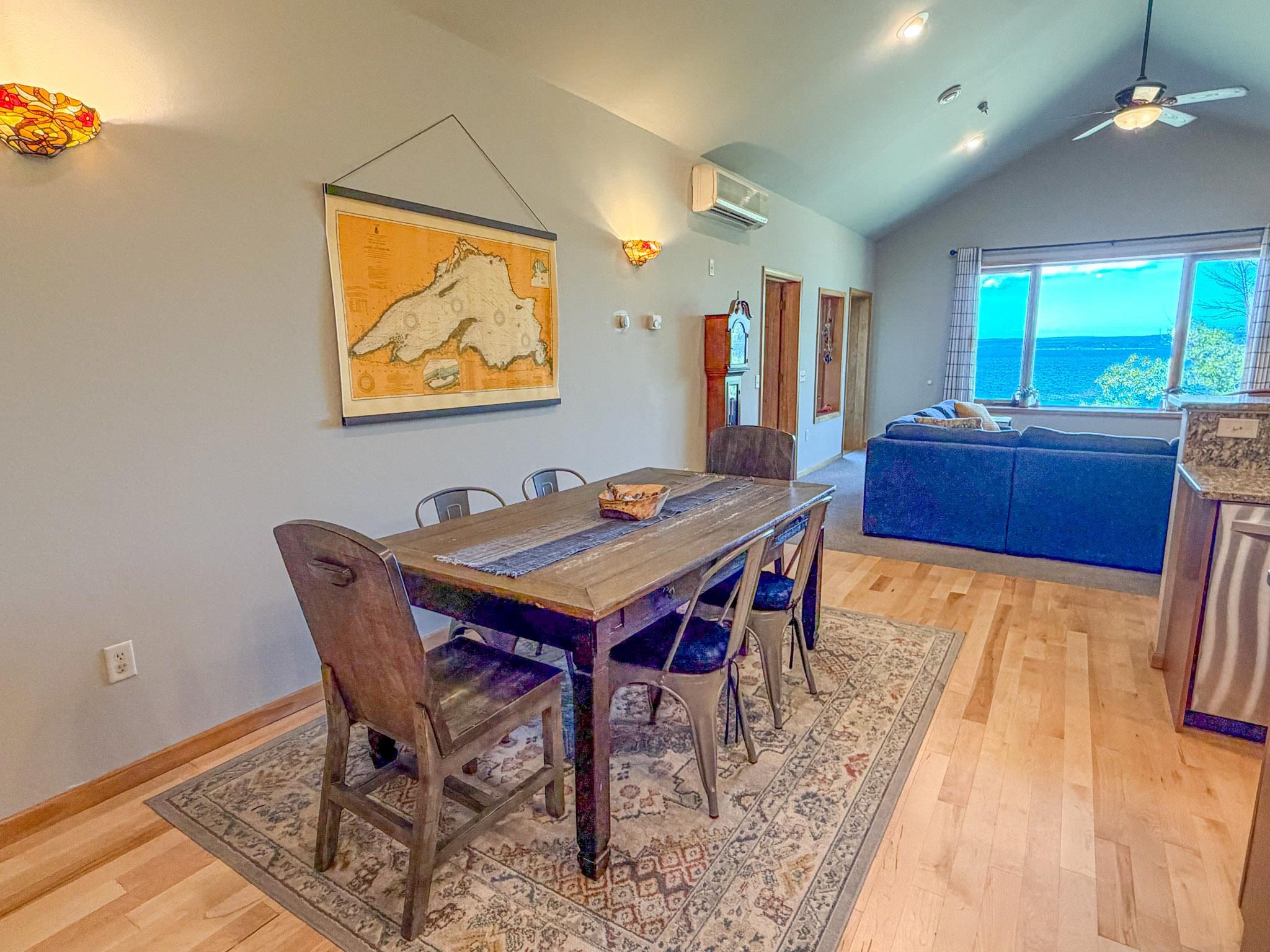 2729 Lake Shore Drive Property Photo 15