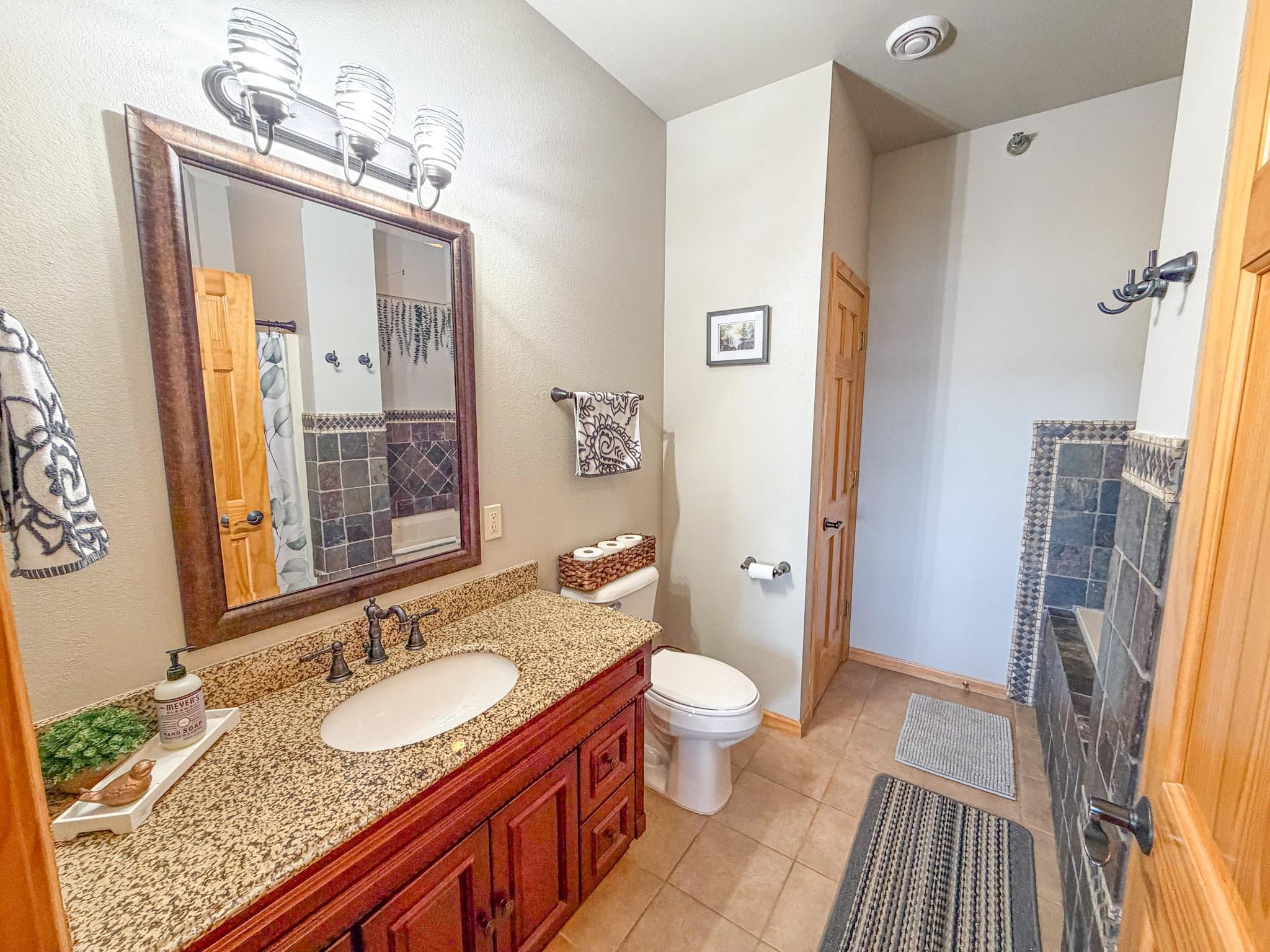 2729 Lake Shore Drive Property Photo 30