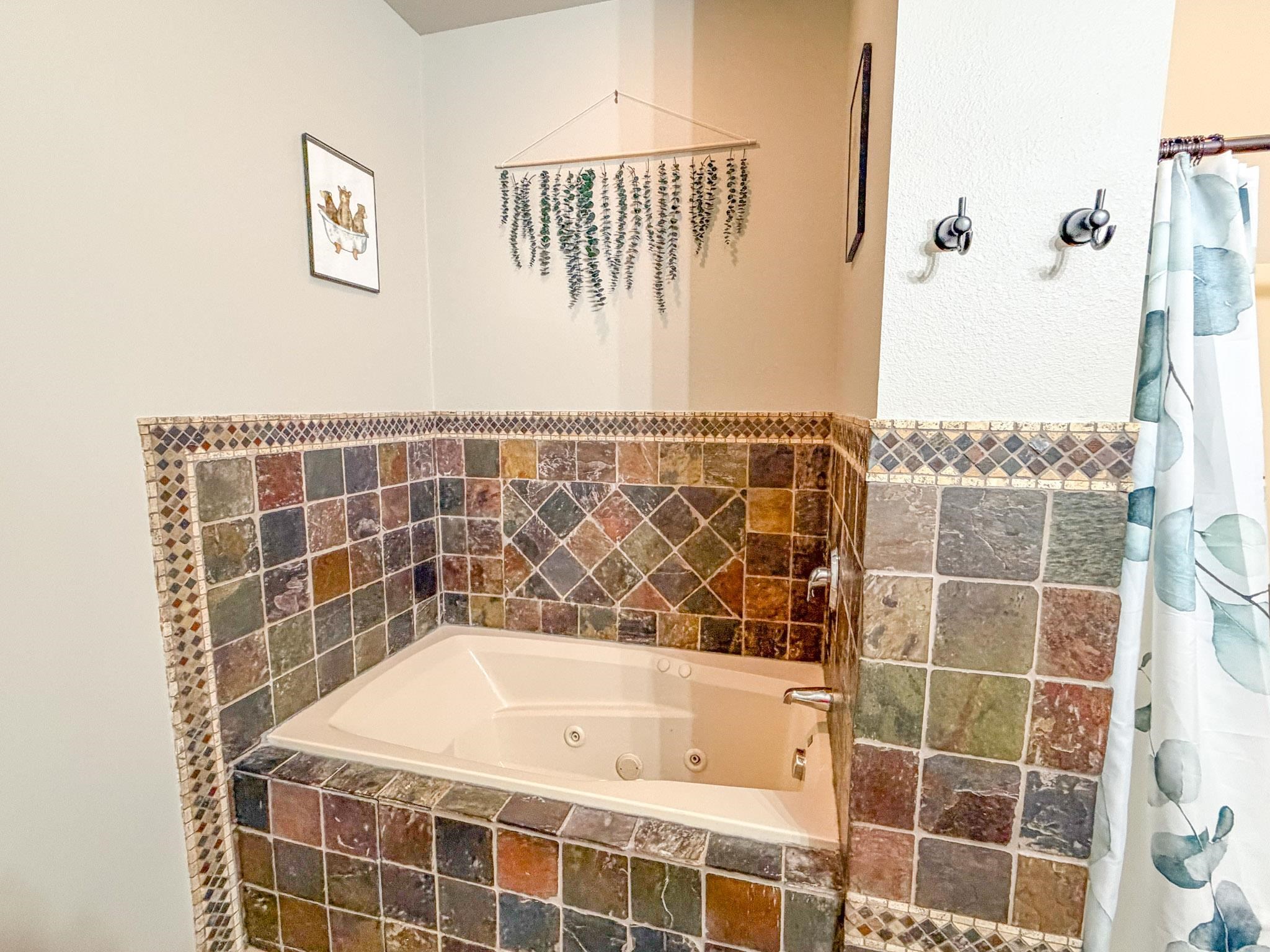 2729 Lake Shore Drive Property Photo 33