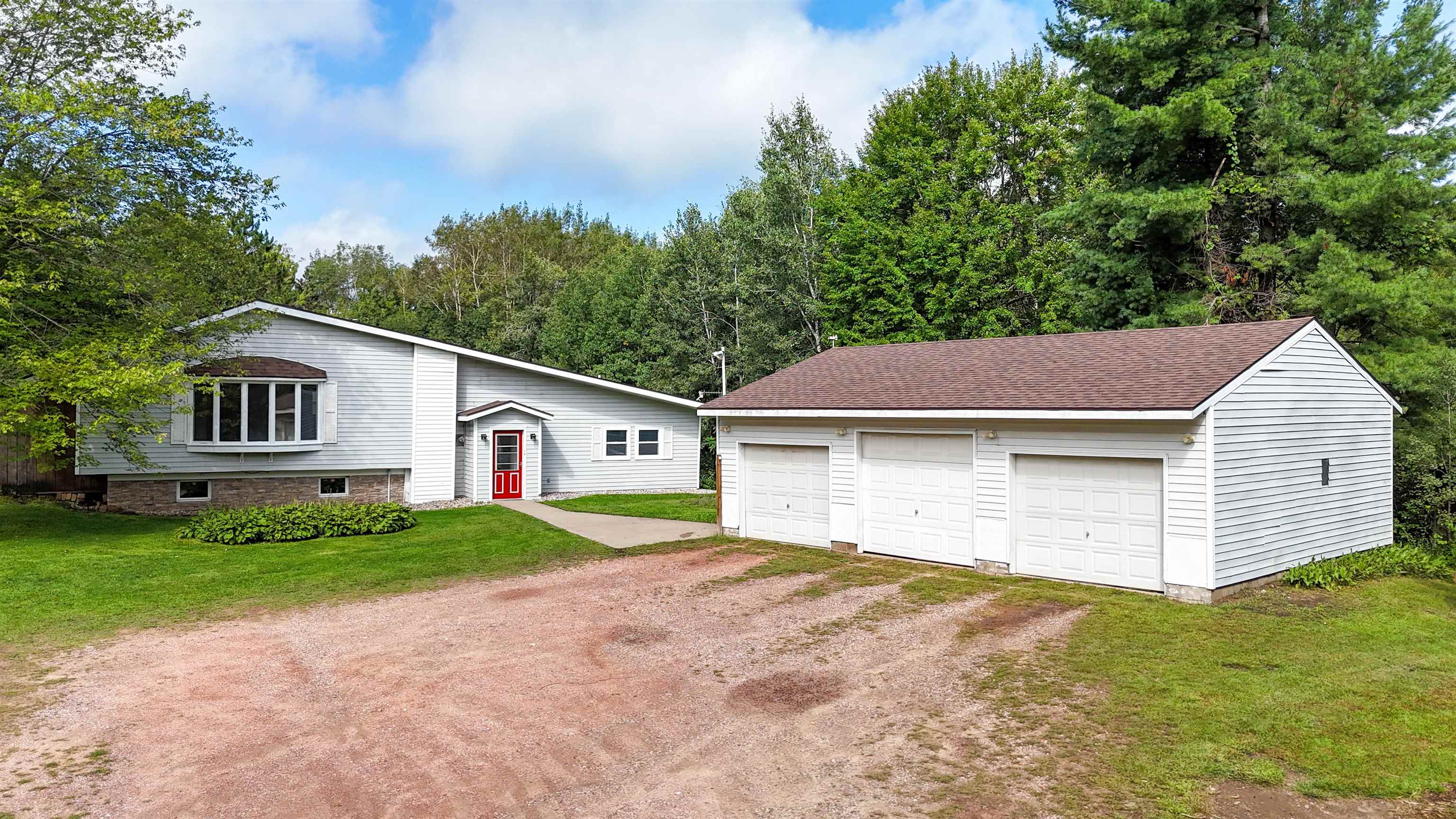 1508 State Highway 66 West Property Photo 2