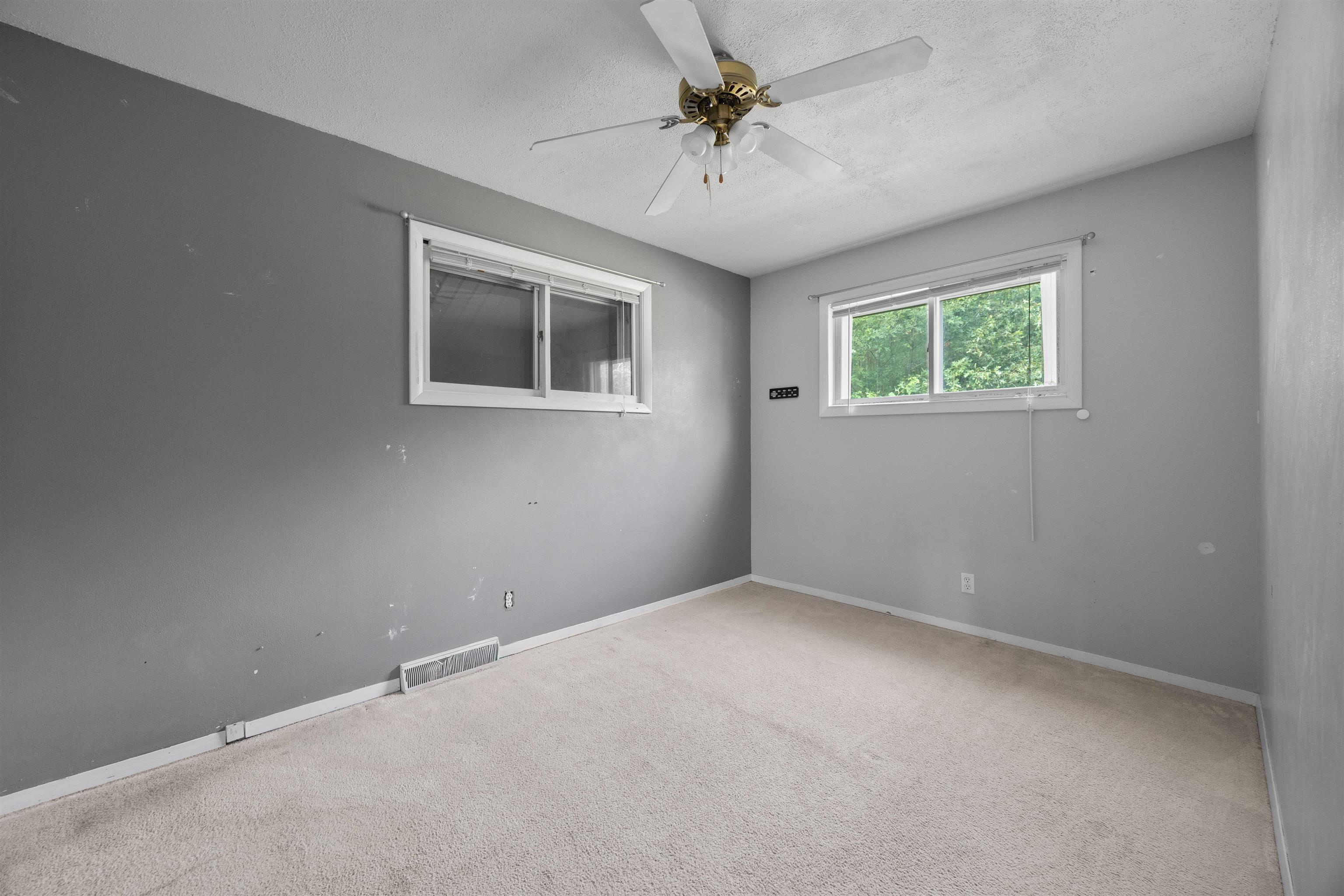 1508 State Highway 66 West Property Photo 25