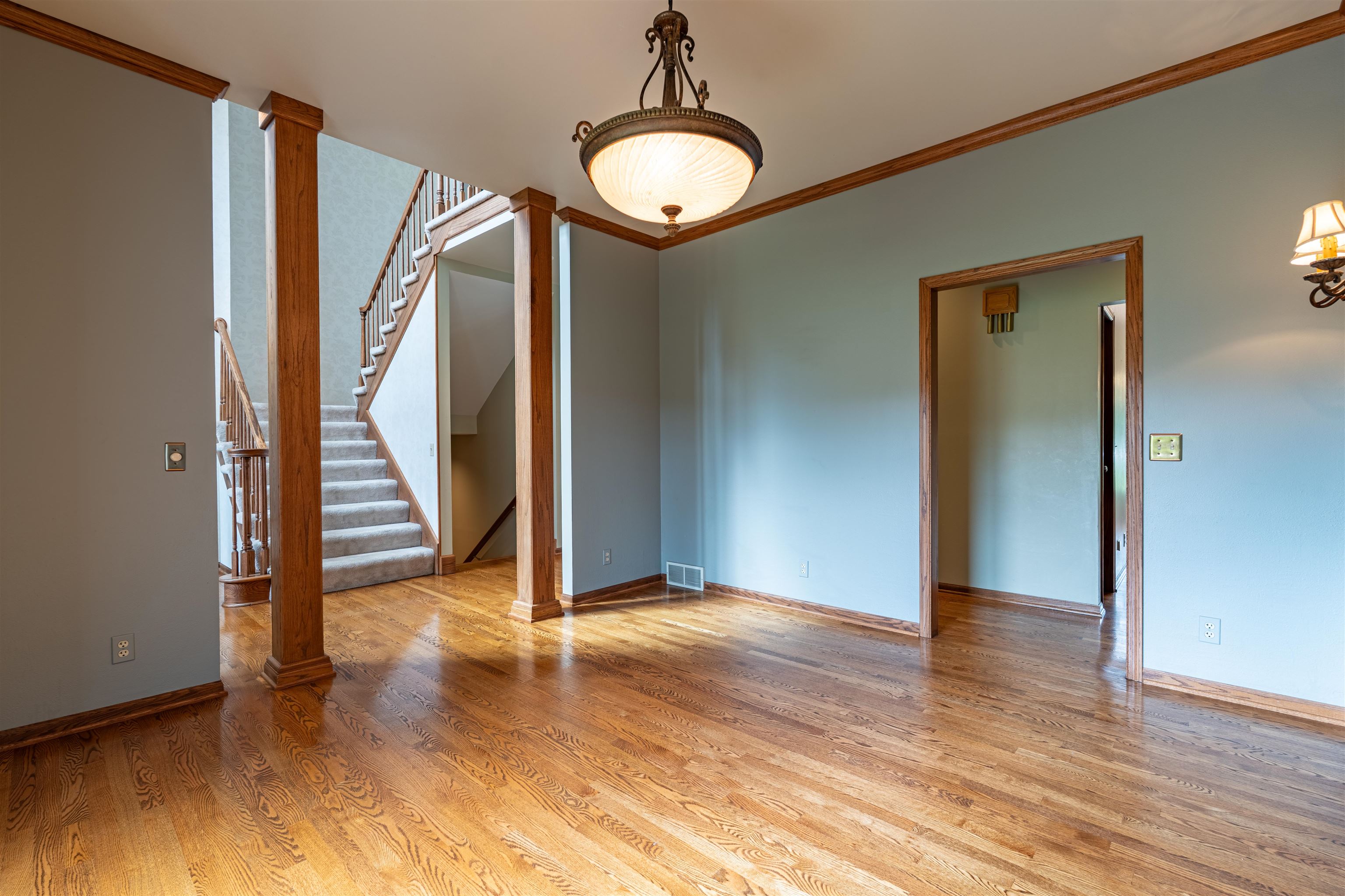 145598 Walden Boulevard Property Photo 8