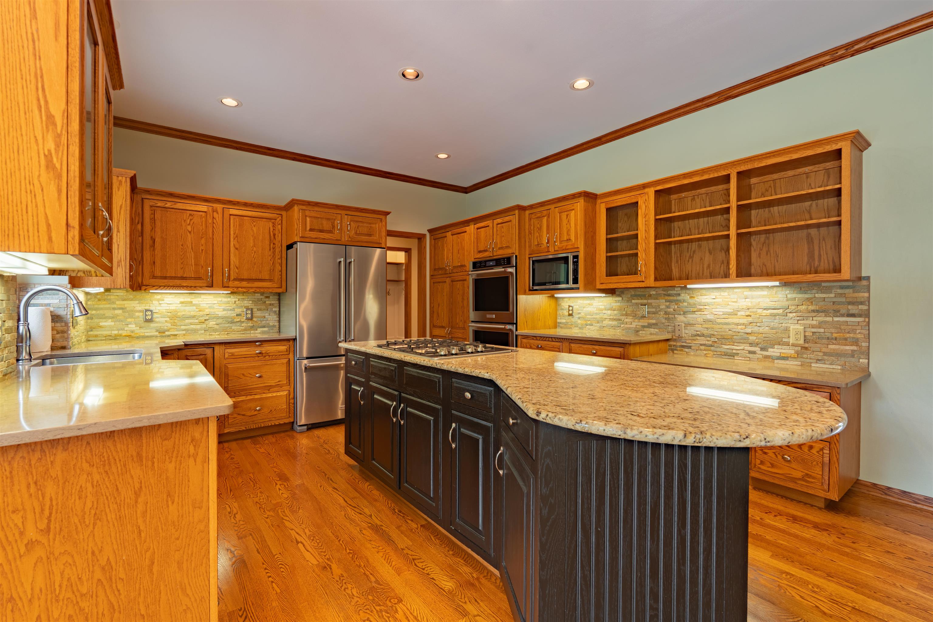 145598 Walden Boulevard Property Photo 16