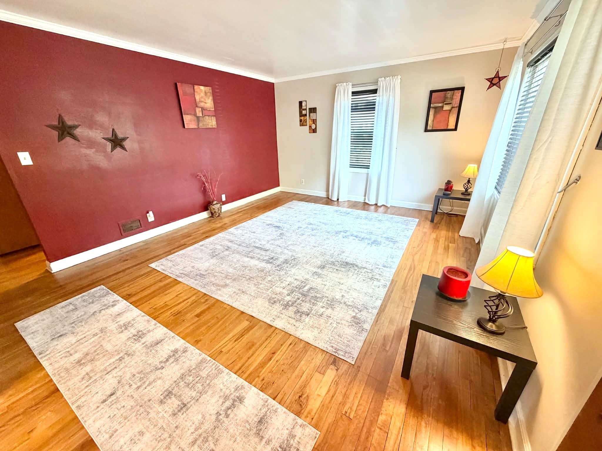 831 Weston Avenue Property Photo 2