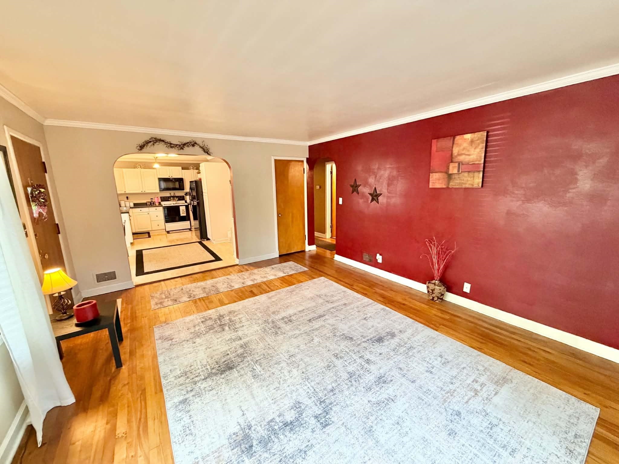 831 Weston Avenue Property Photo 6