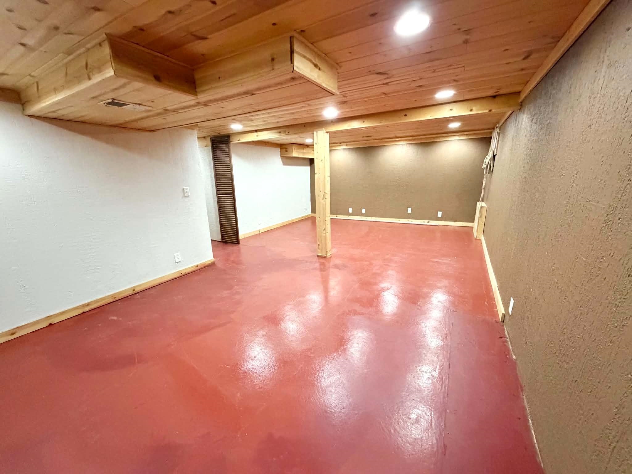831 Weston Avenue Property Photo 24