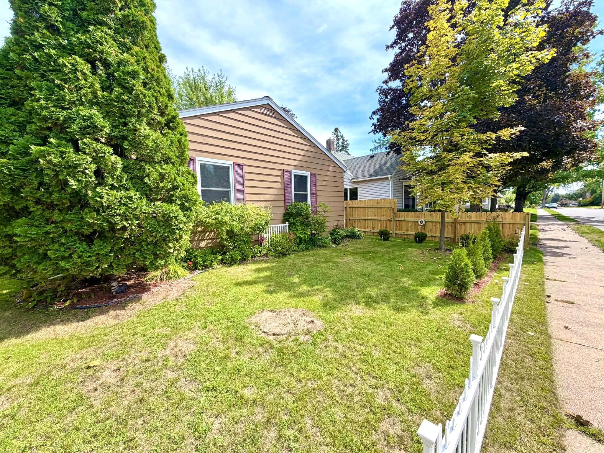 831 Weston Avenue Property Photo 30