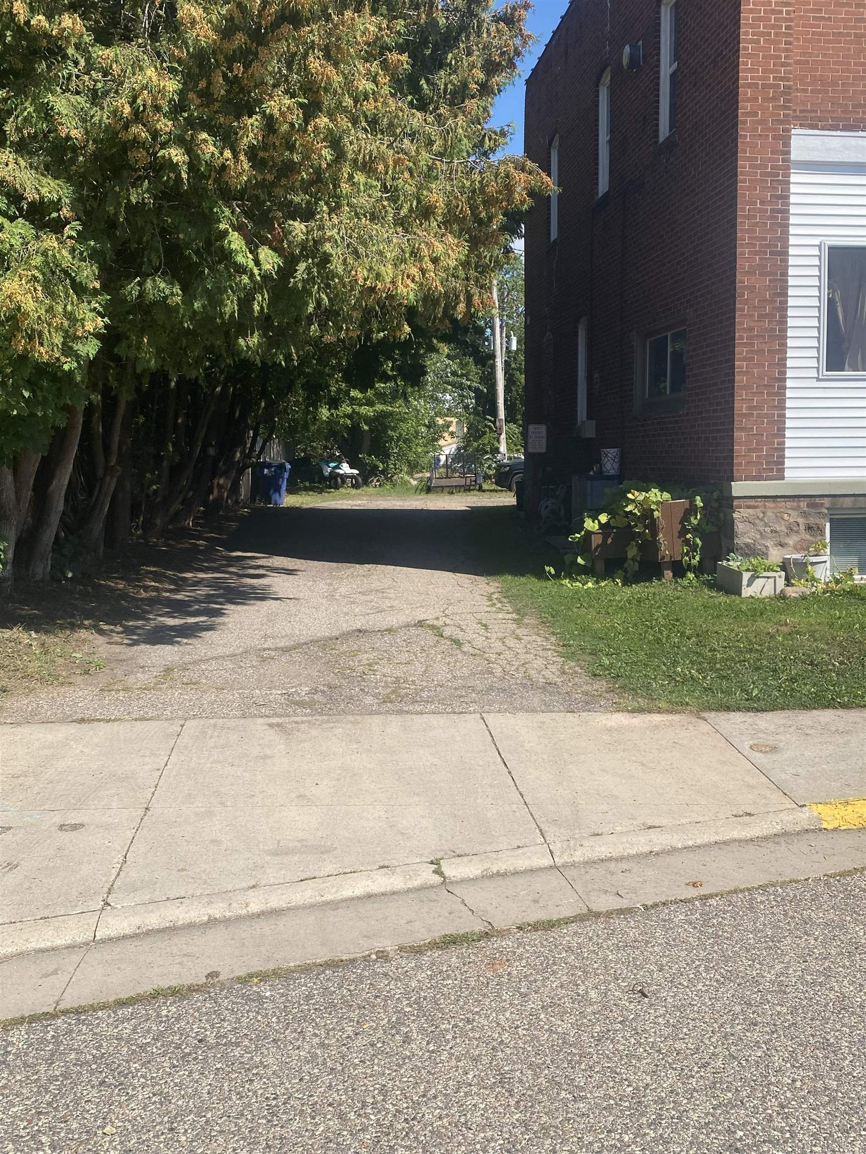 126 Wilson Street Property Photo 4