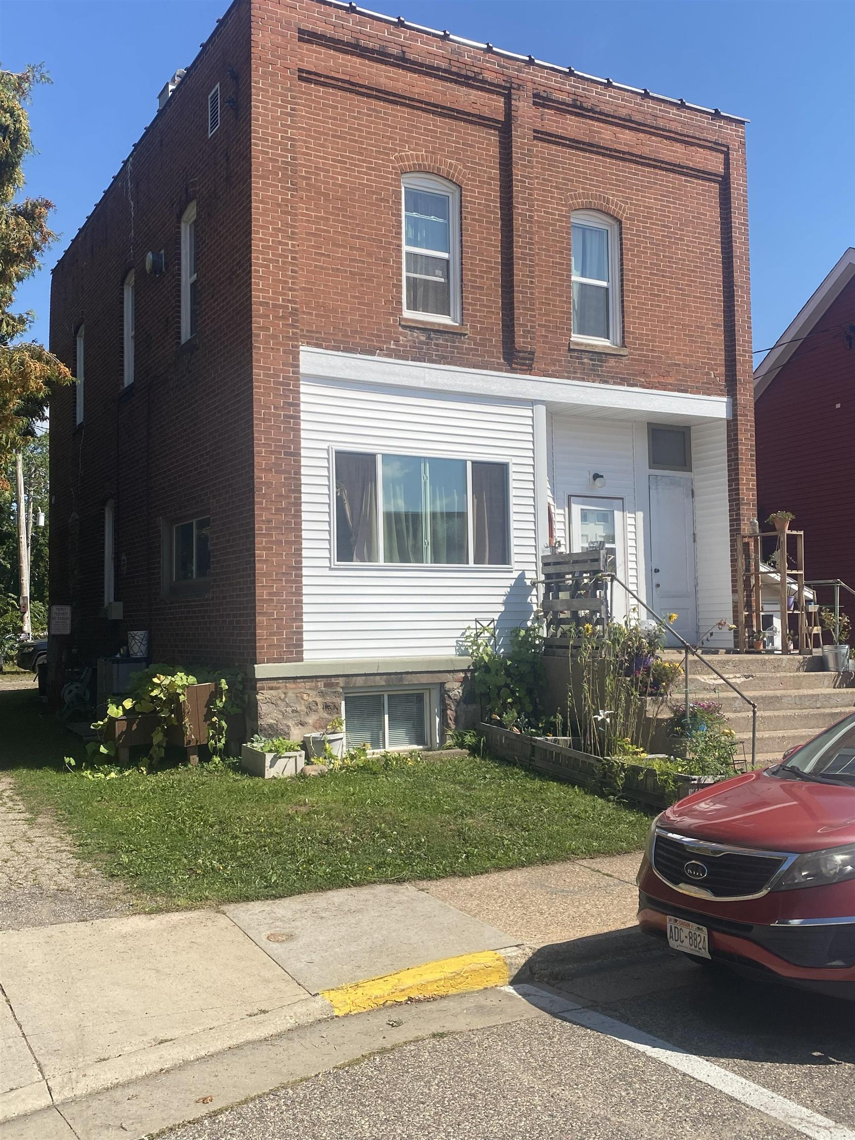 126 Wilson Street Property Photo 5