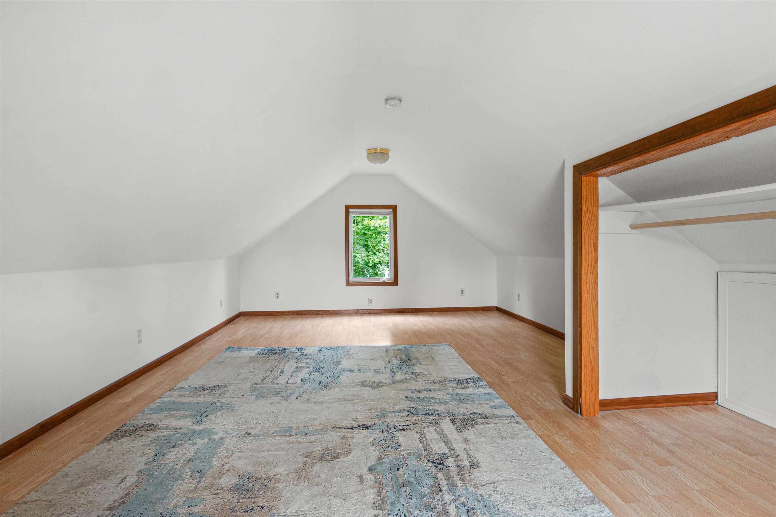 936 S 6th Avenue Property Photo 19