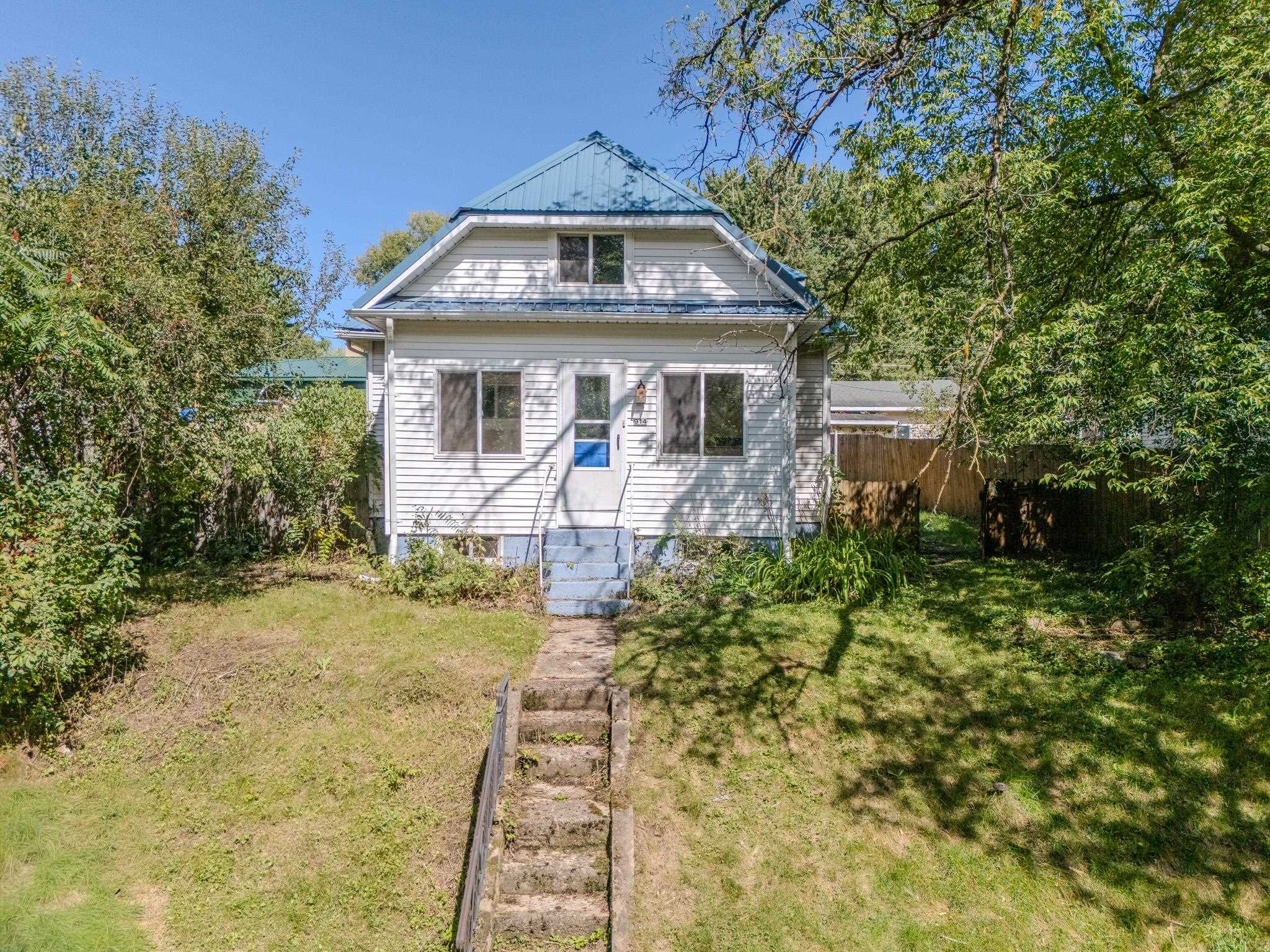 914 West Street Property Photo 1