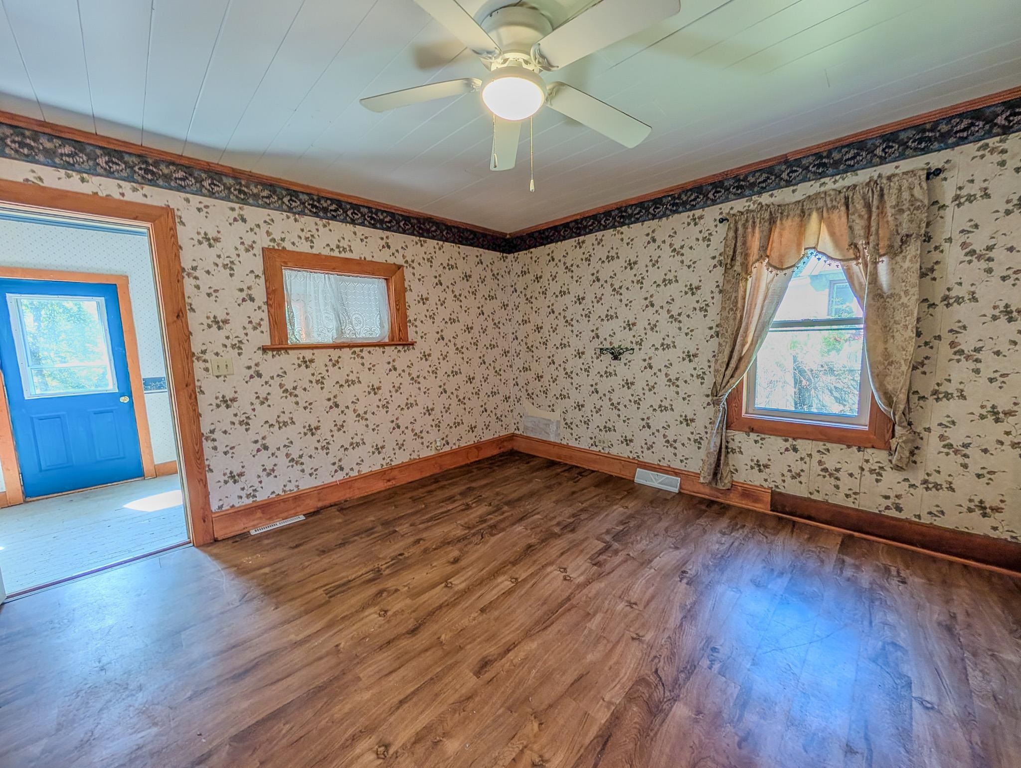 914 West Street Property Photo 4