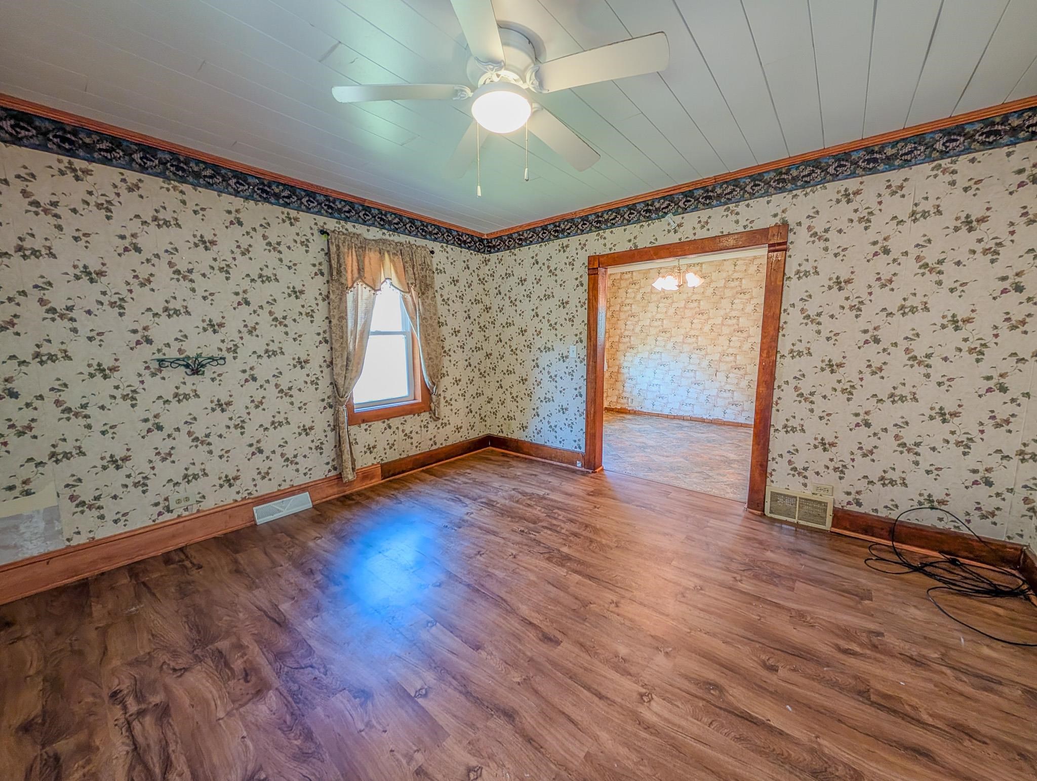 914 West Street Property Photo 5