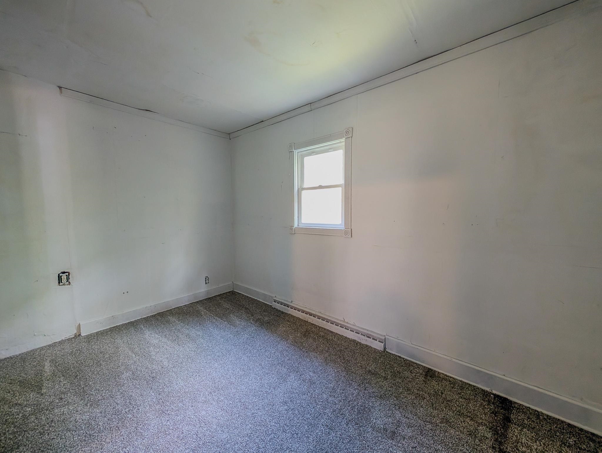 914 West Street Property Photo 8