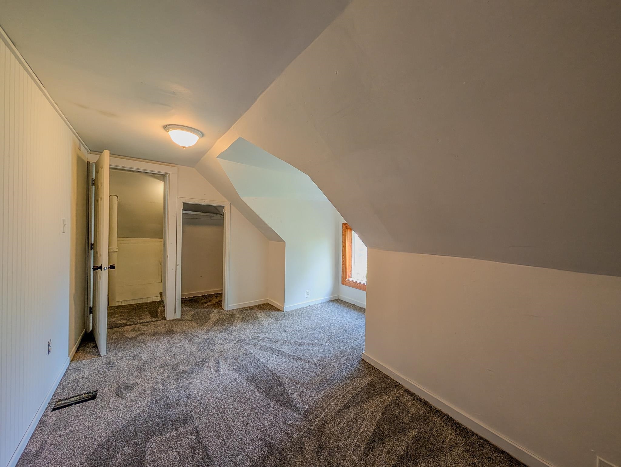 914 West Street Property Photo 18