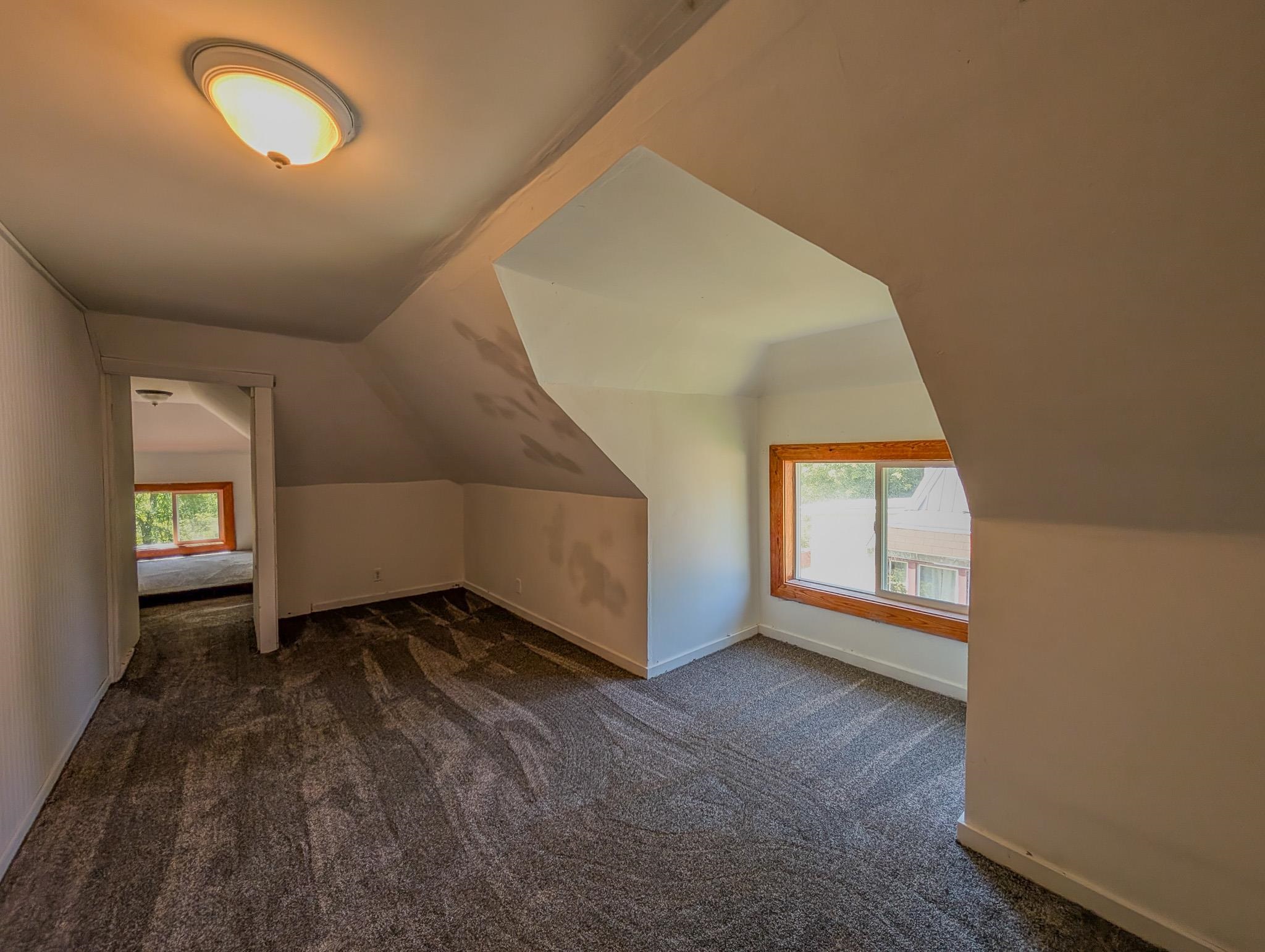 914 West Street Property Photo 19