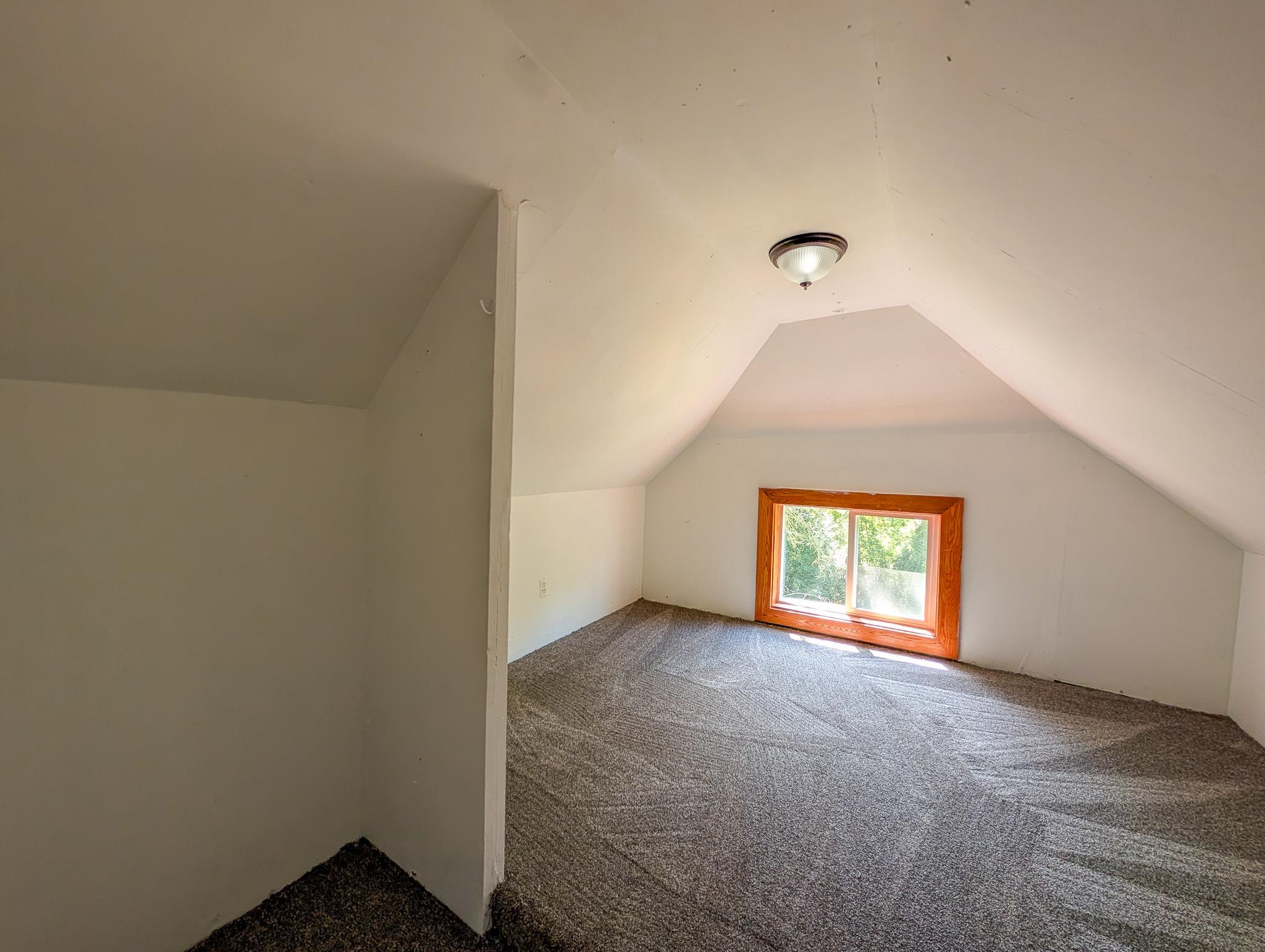 914 West Street Property Photo 21