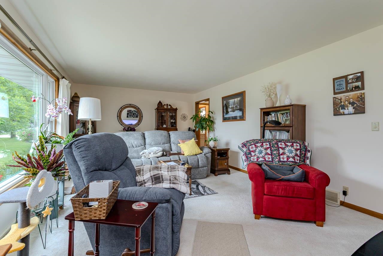 4312-4314 Briarwood Avenue Property Photo 6