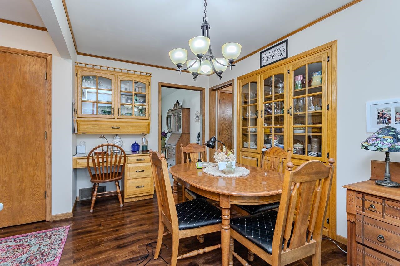 4312-4314 Briarwood Avenue Property Photo 10