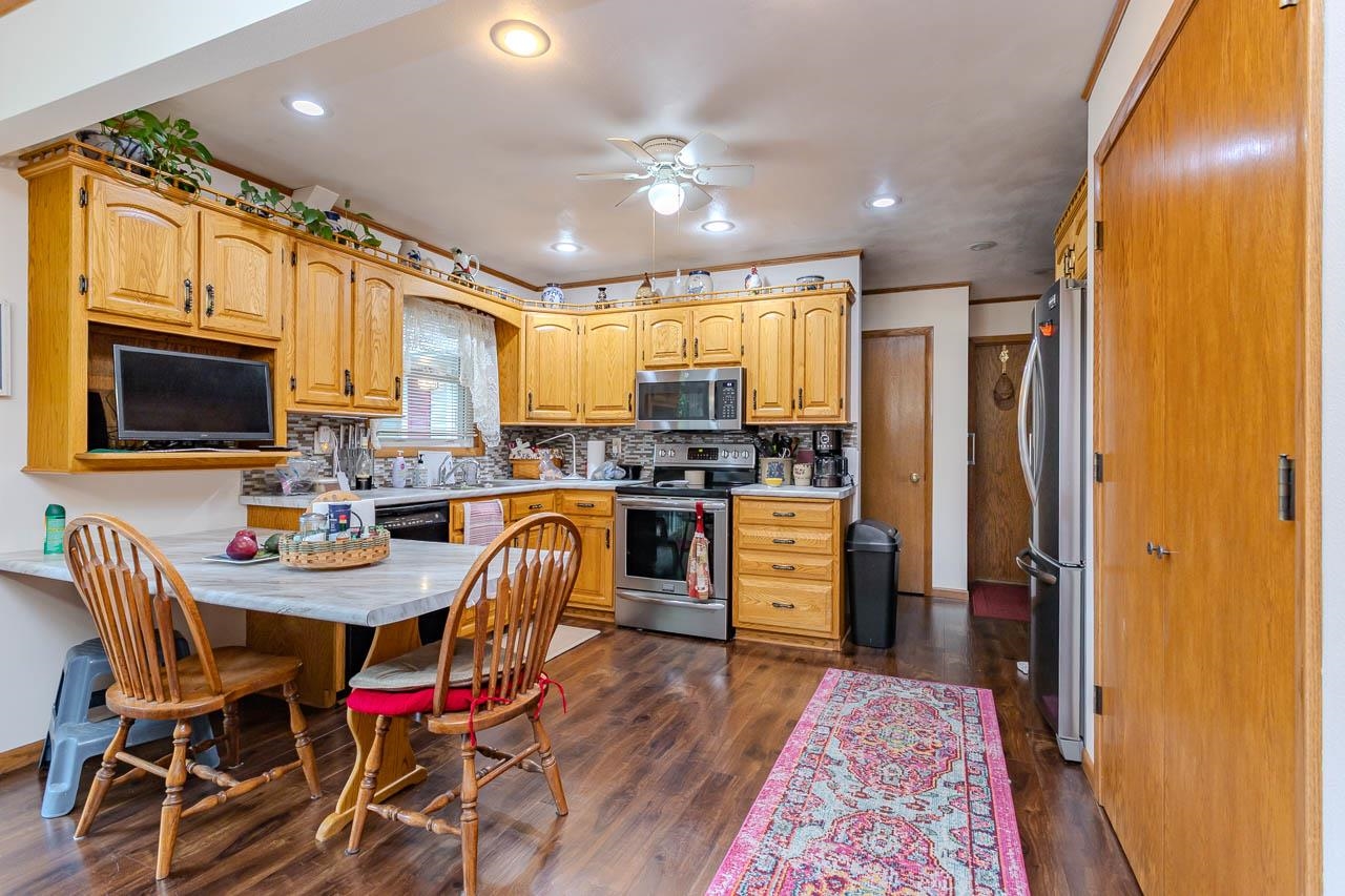 4312-4314 Briarwood Avenue Property Photo 11