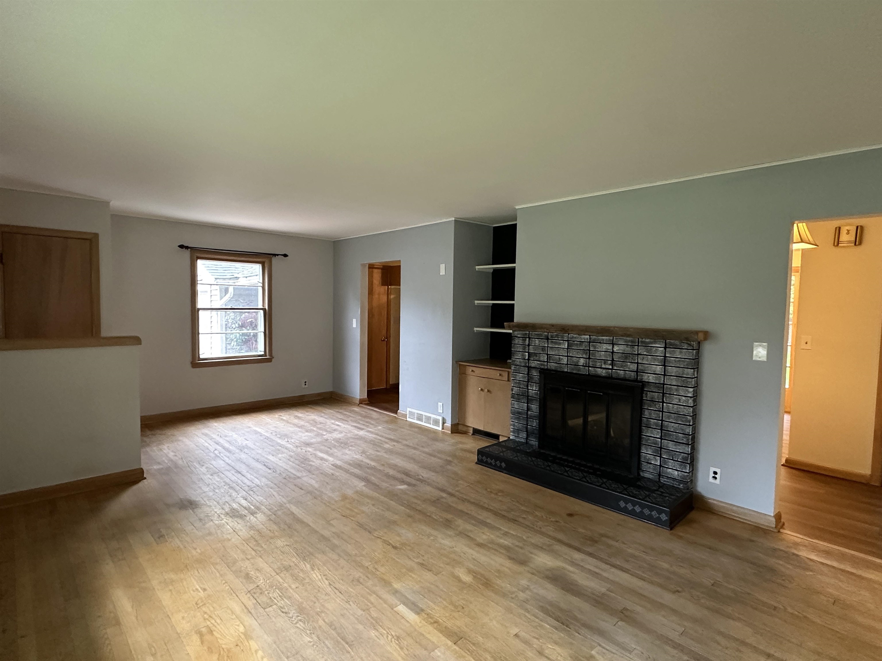 1031 Wisconsin River Drive Property Photo 3