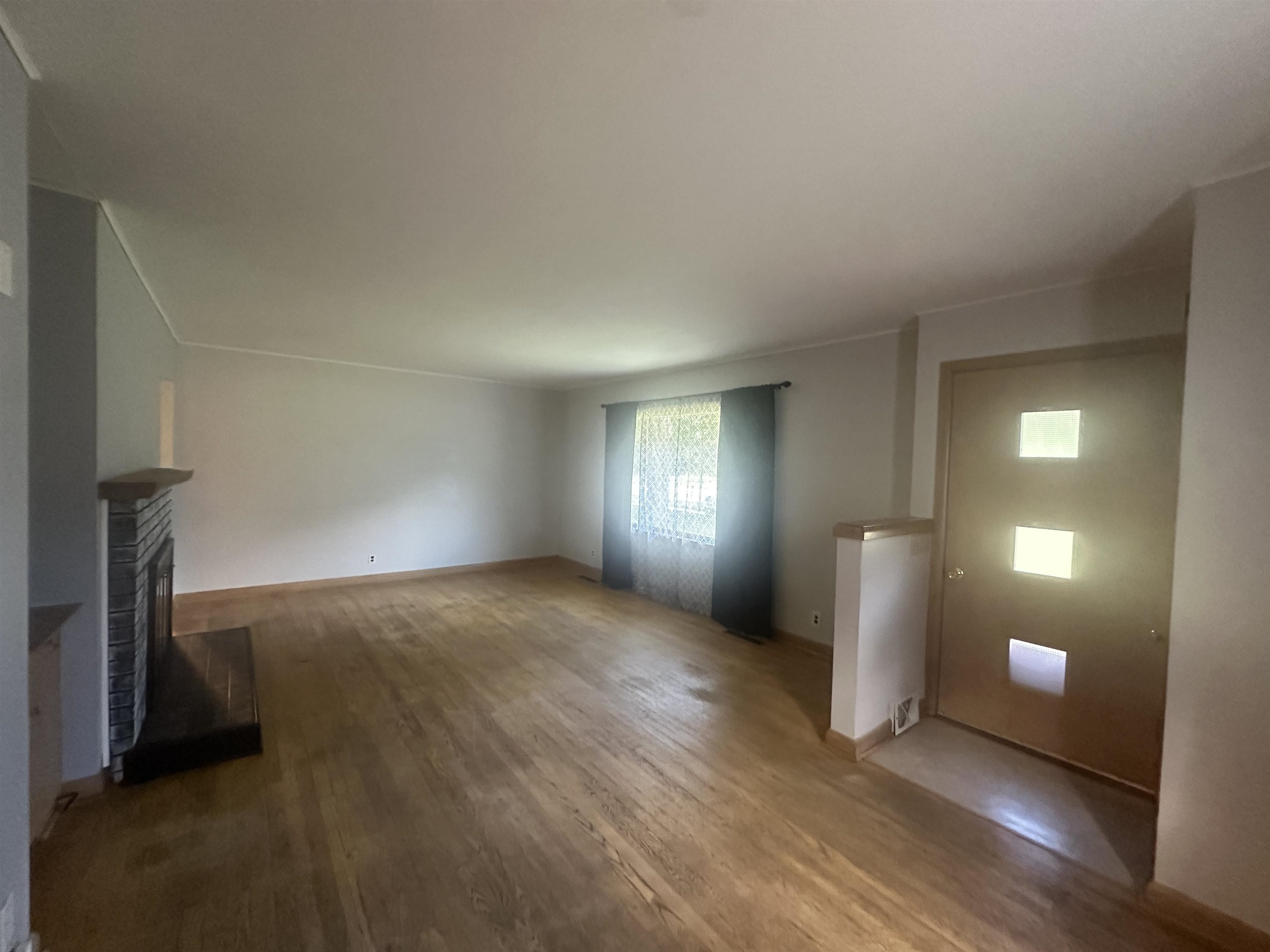 1031 Wisconsin River Drive Property Photo 4