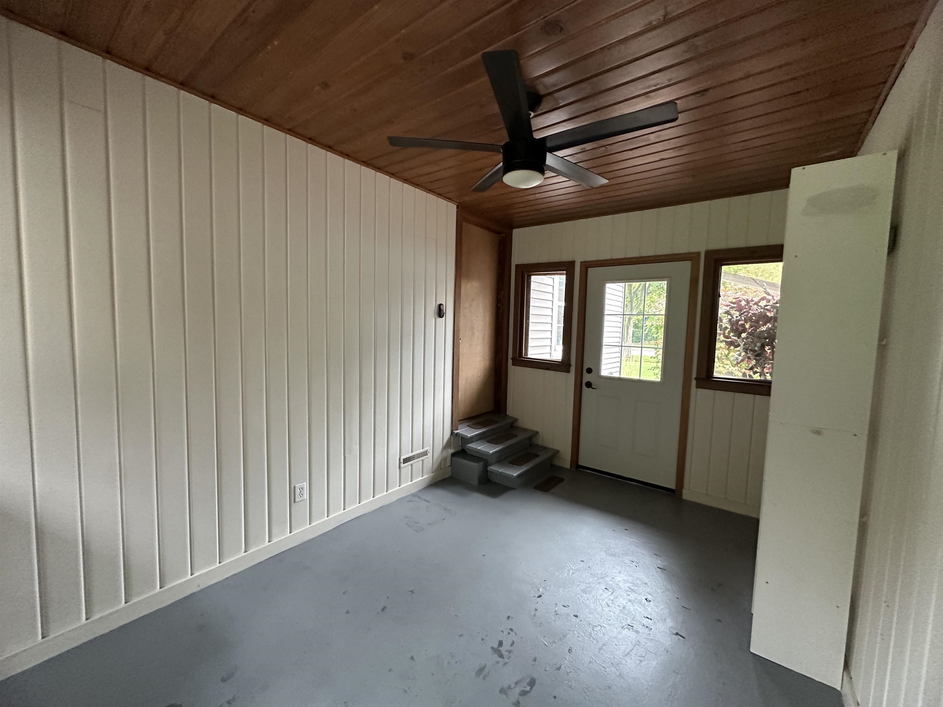 1031 Wisconsin River Drive Property Photo 26