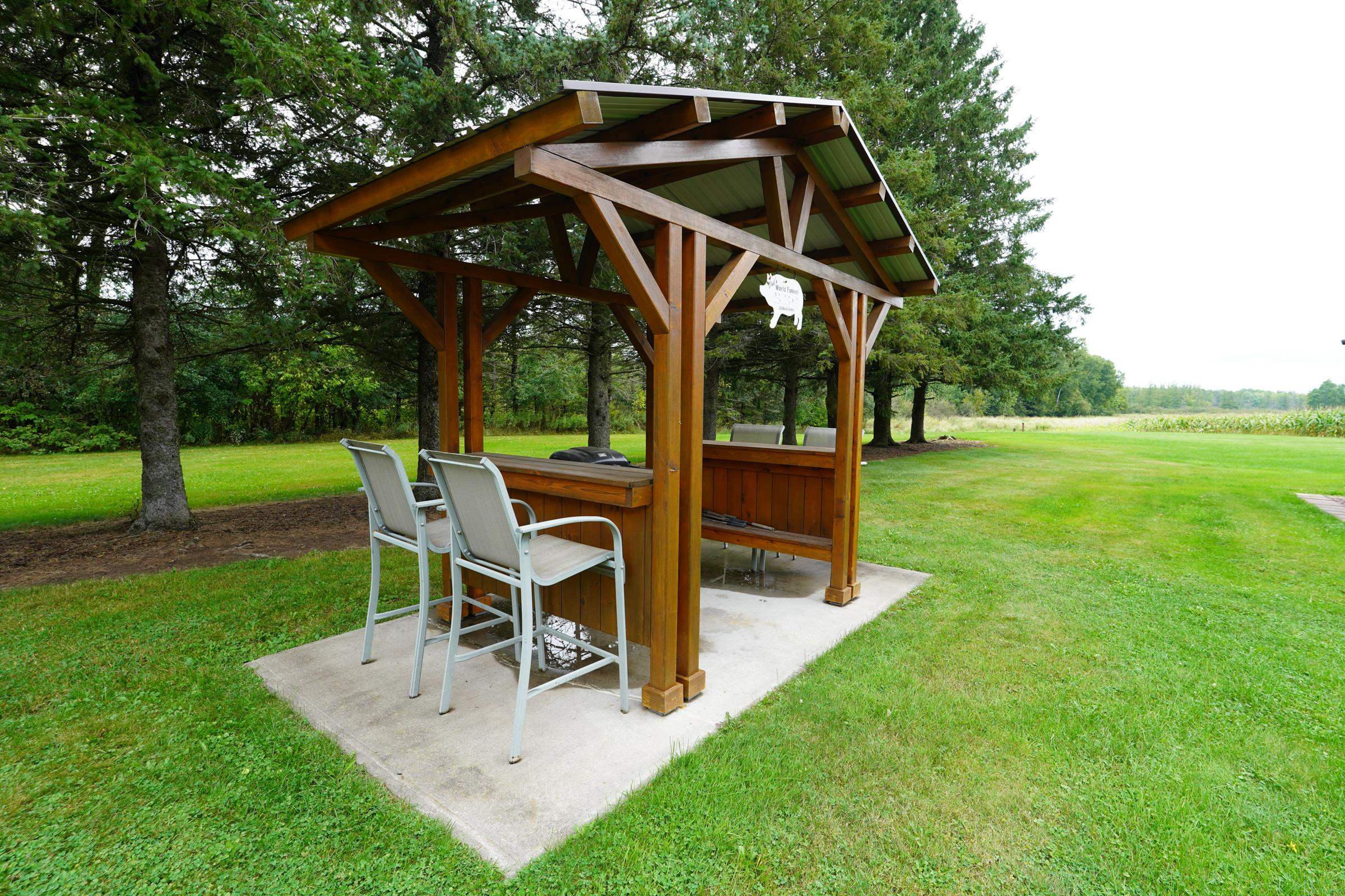 W6074 Mulberry Lane Property Photo 15