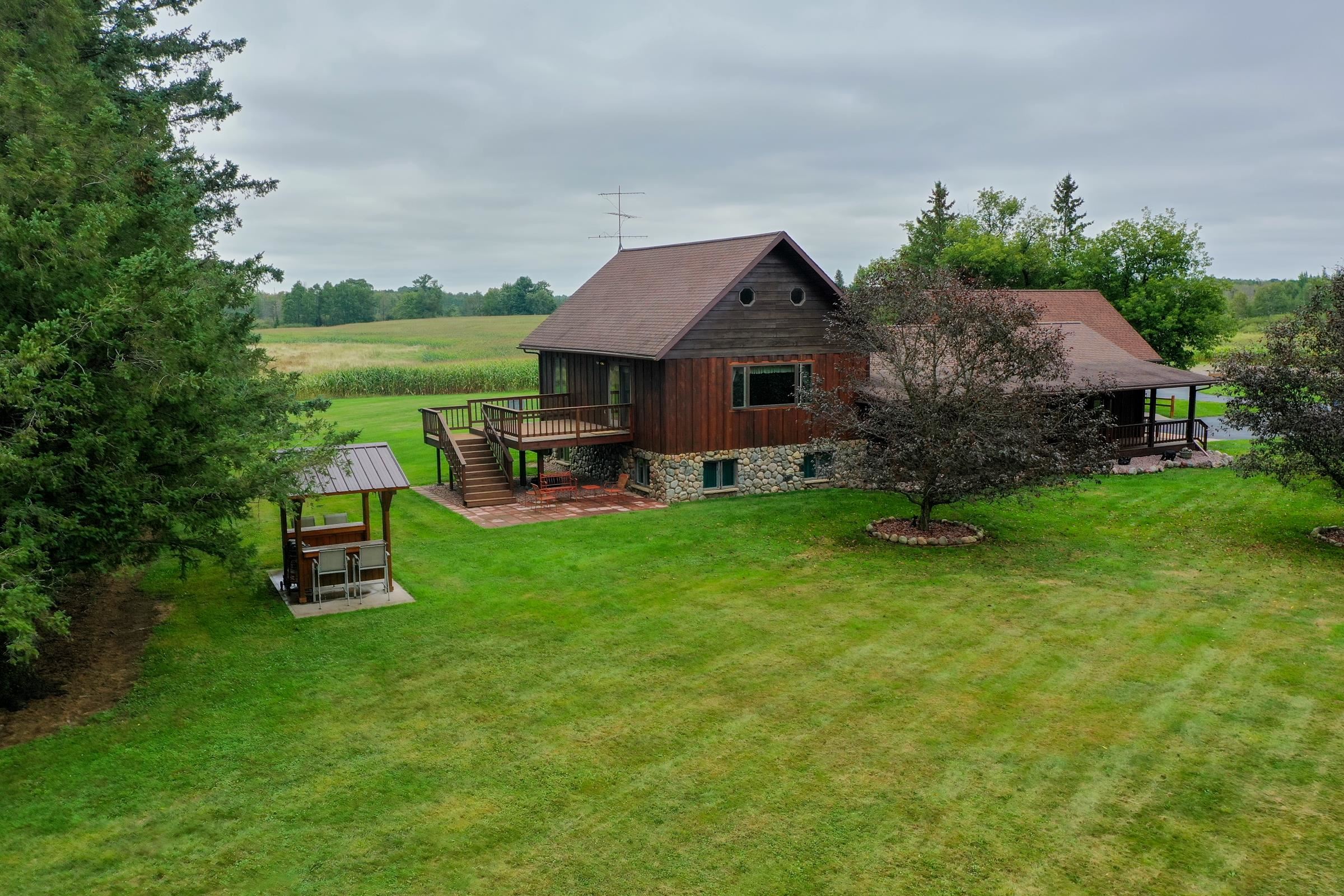 W6074 Mulberry Lane Property Photo 16