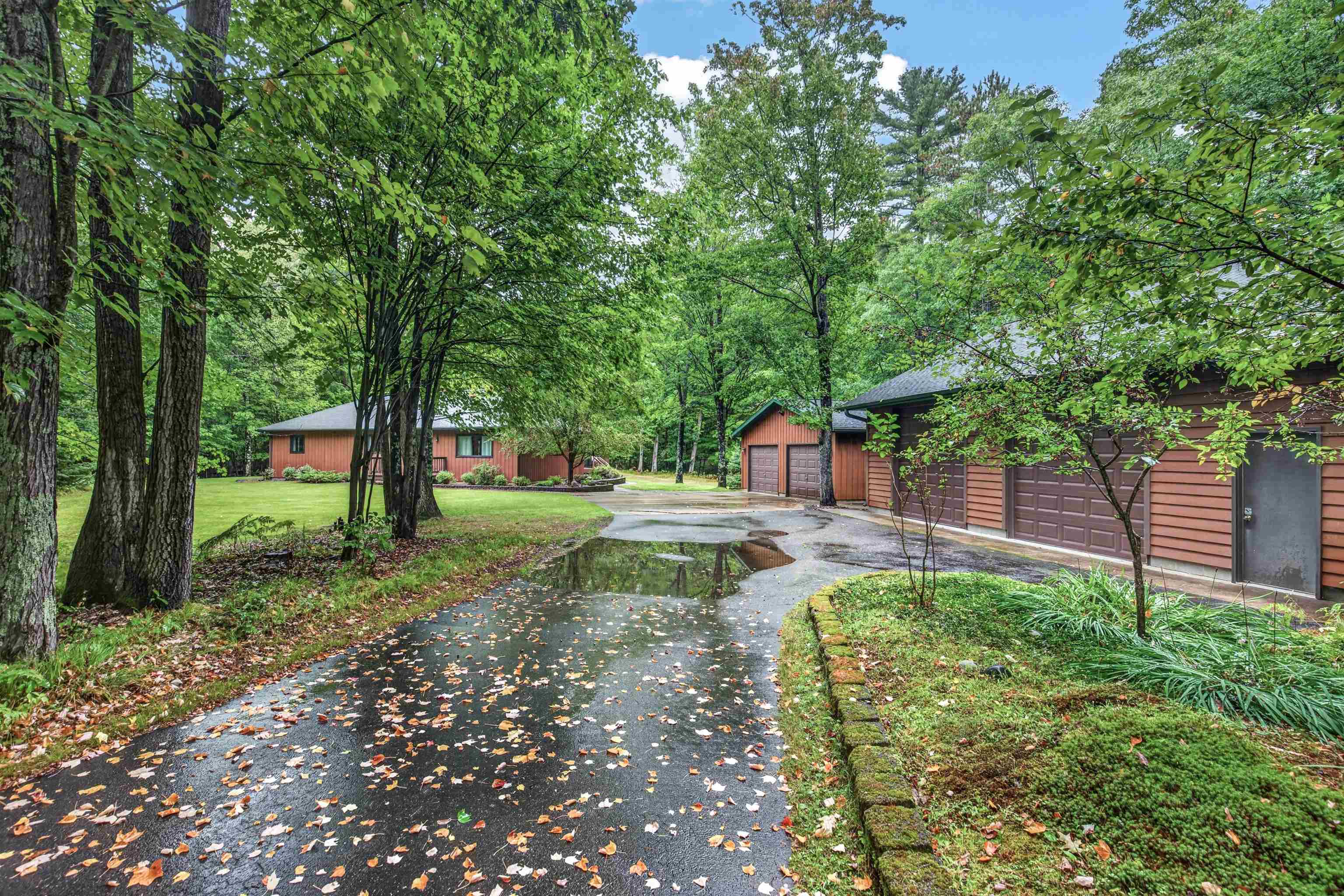1806 Buckhorn Circle Property Photo 1