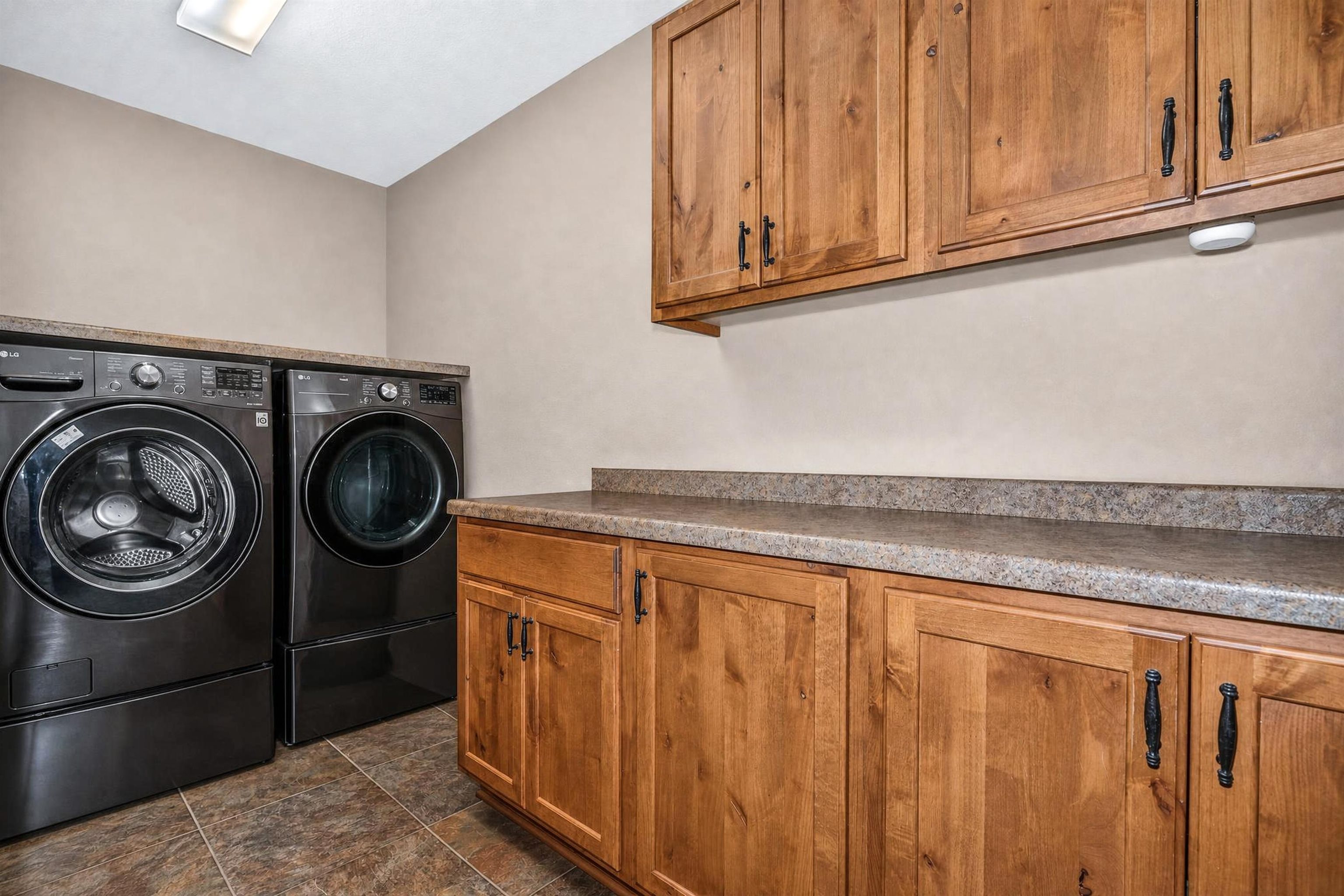1806 Buckhorn Circle Property Photo 23