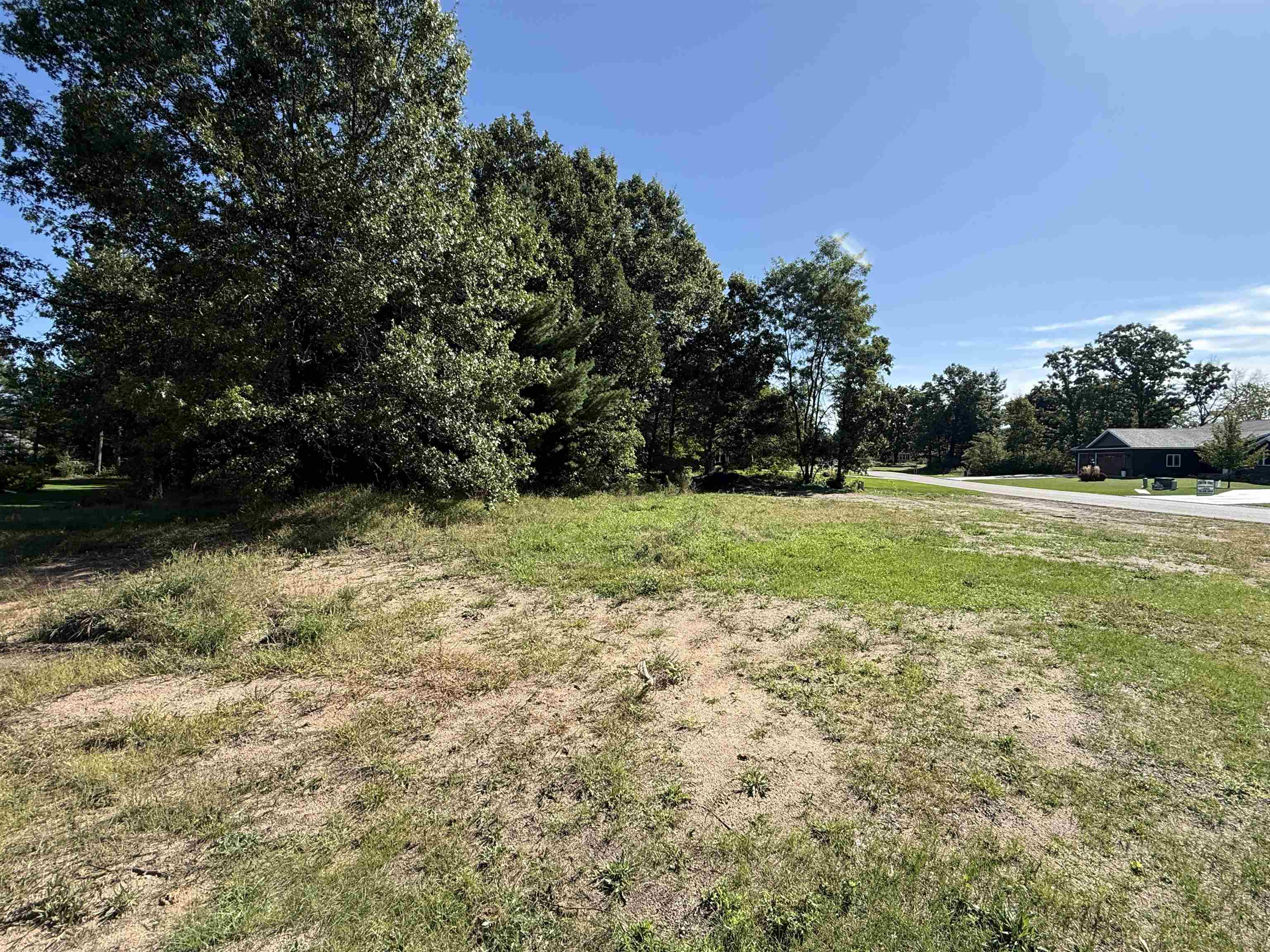 2300 Brooke Lane Property Photo 2