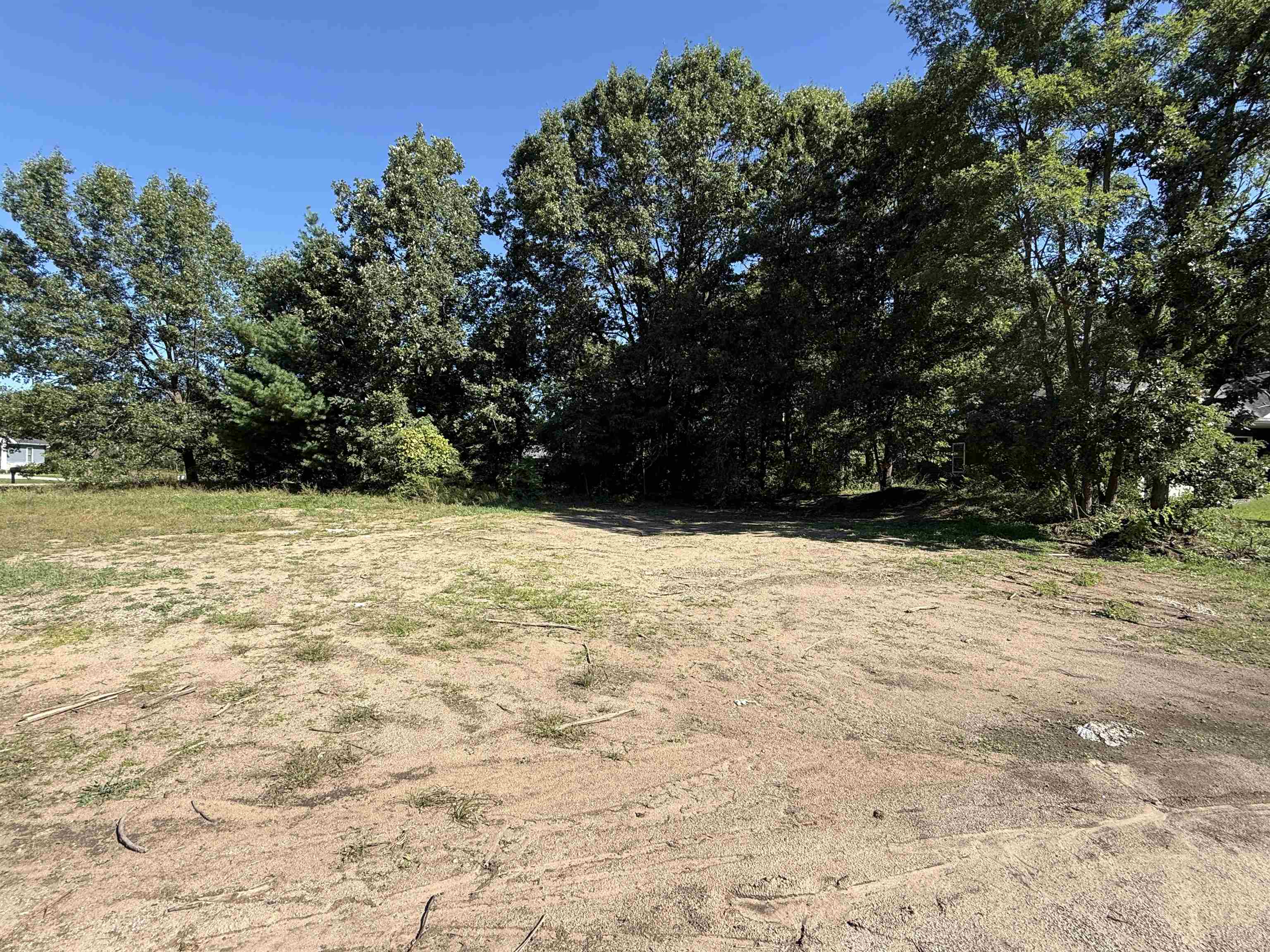 2300 Brooke Lane Property Photo 3