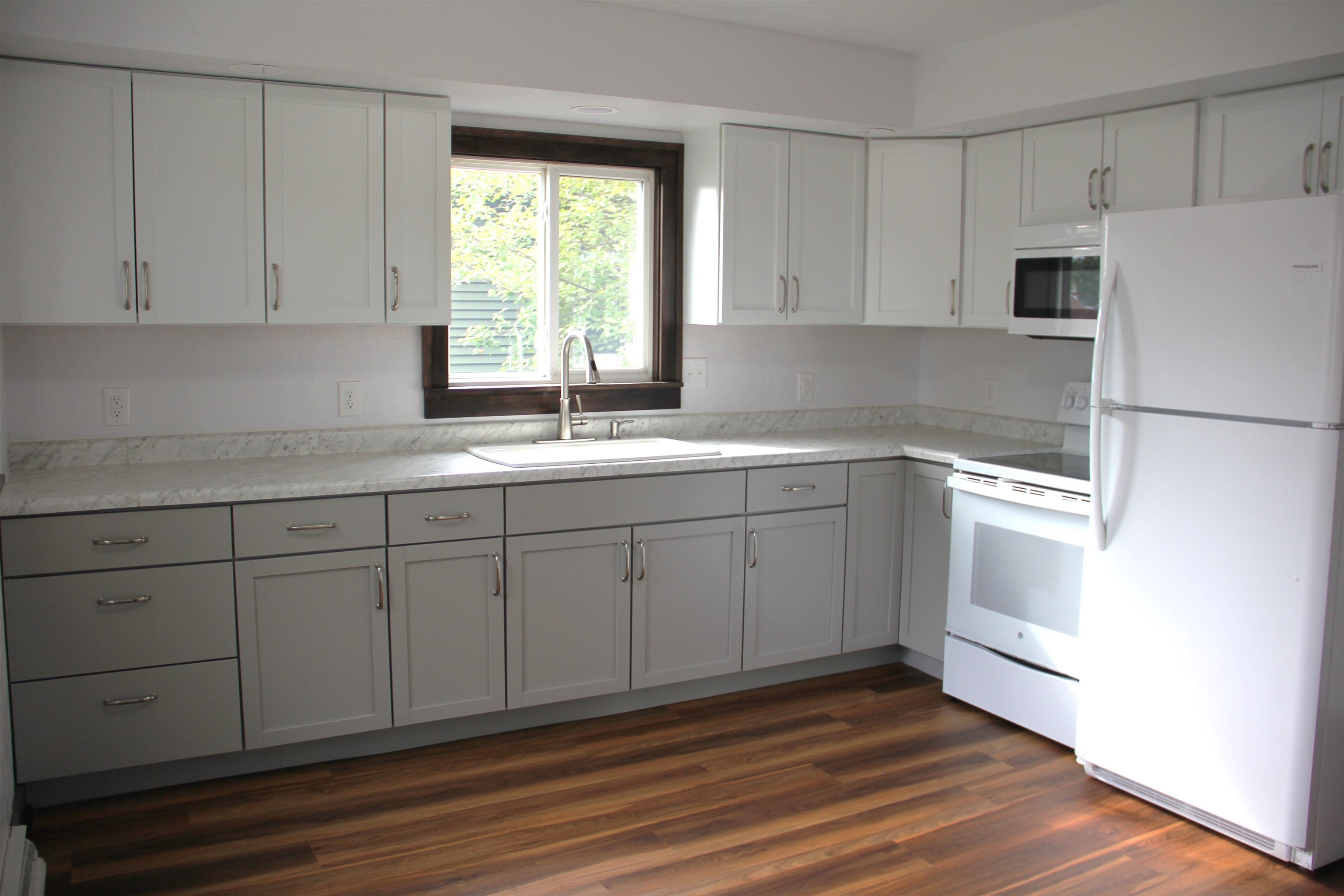 833 & 833-1/2 Henrietta Street Property Photo 19