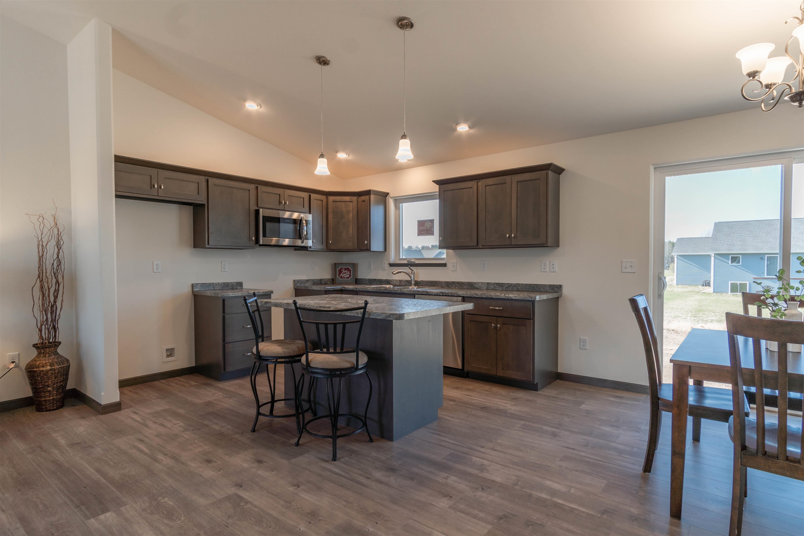 Lot 30 S Cottonwood Avenue Property Photo 4