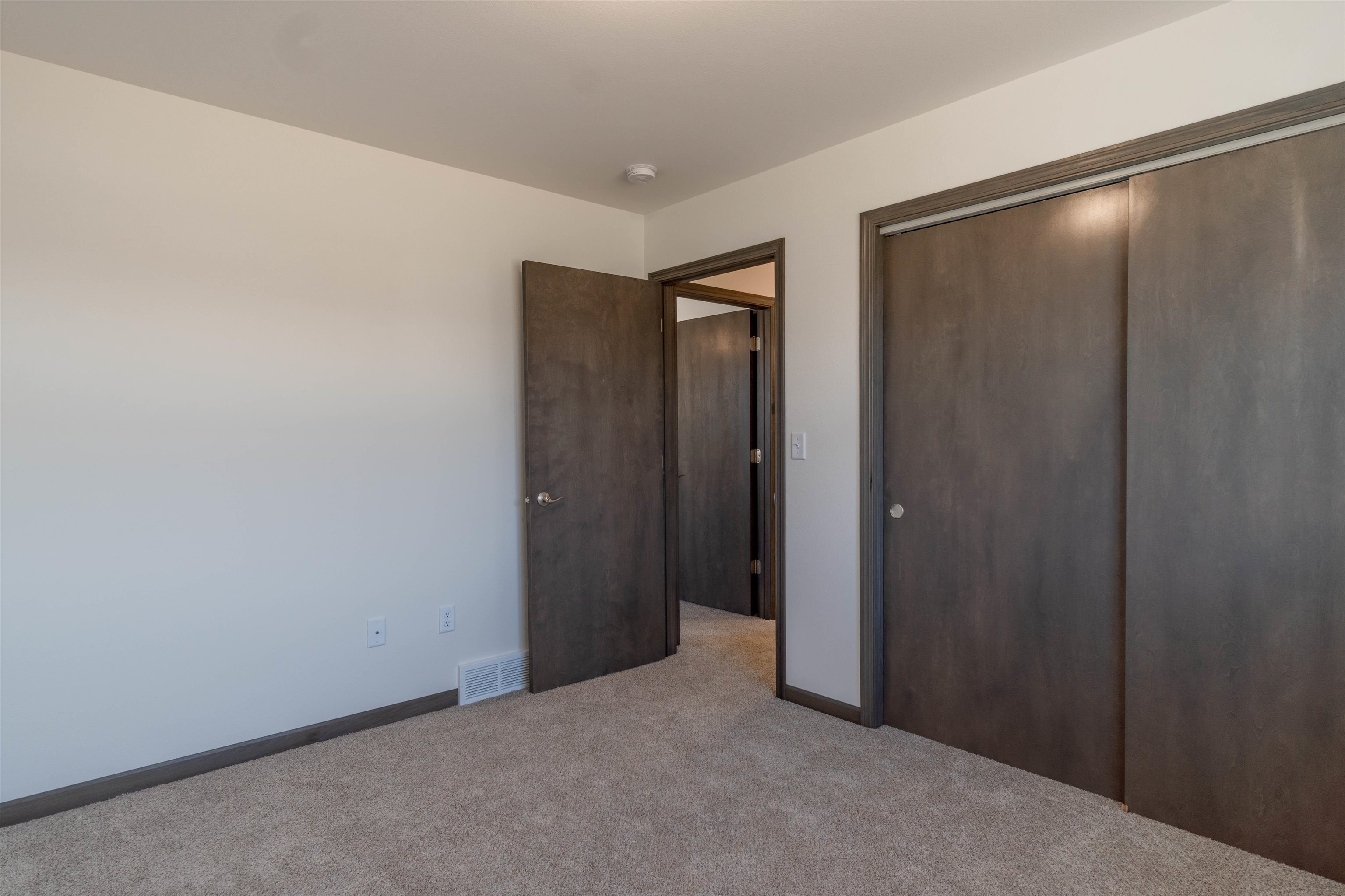 Lot 30 S Cottonwood Avenue Property Photo 16
