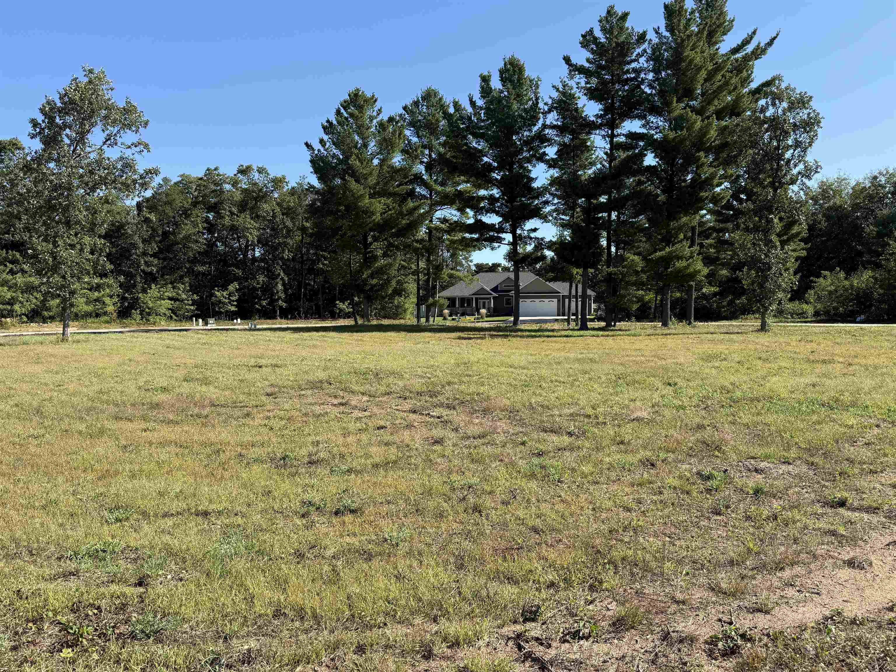 2116 Brooke Lane Property Photo 2