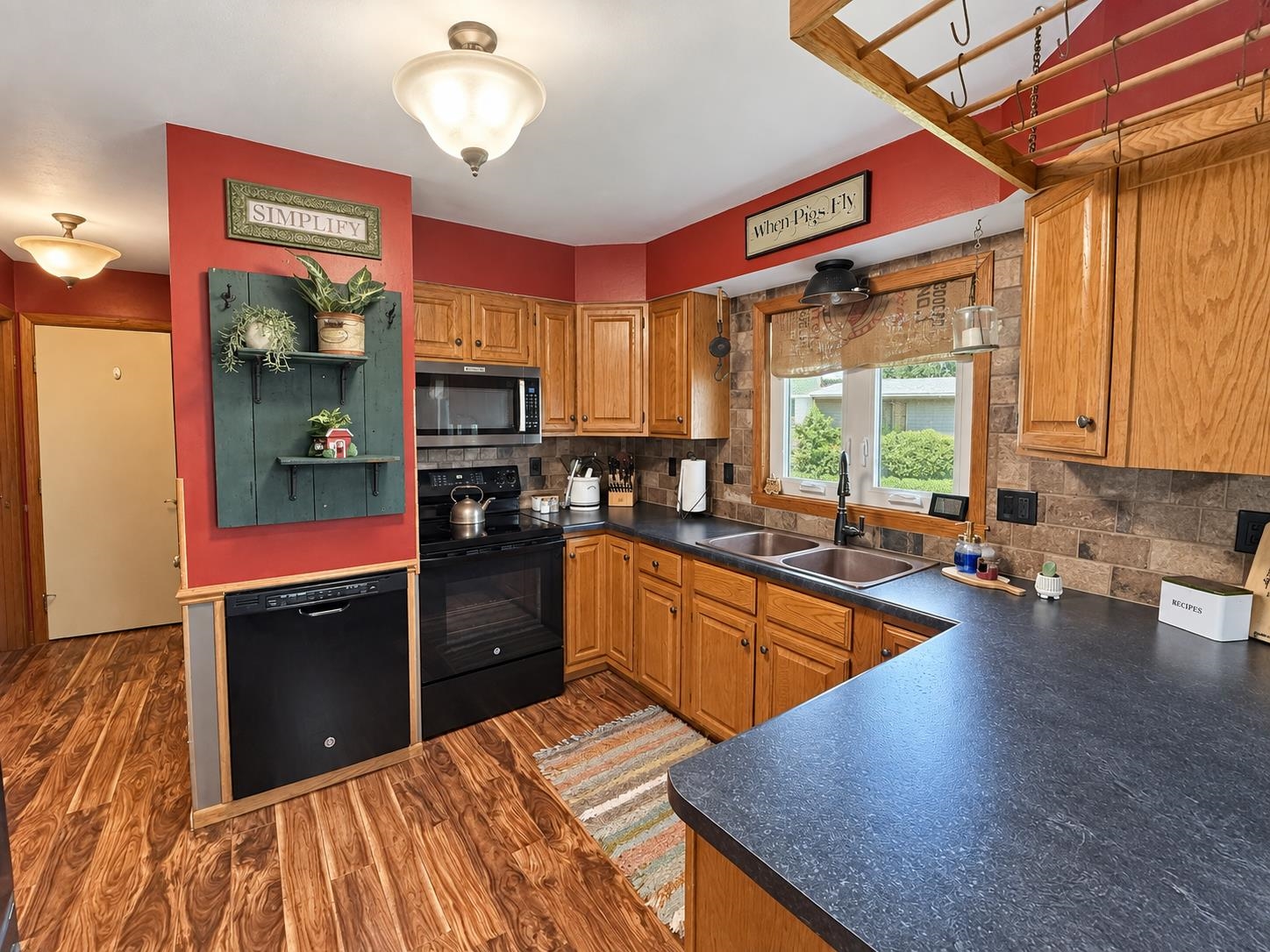 109 Ludwig Drive Property Photo 8