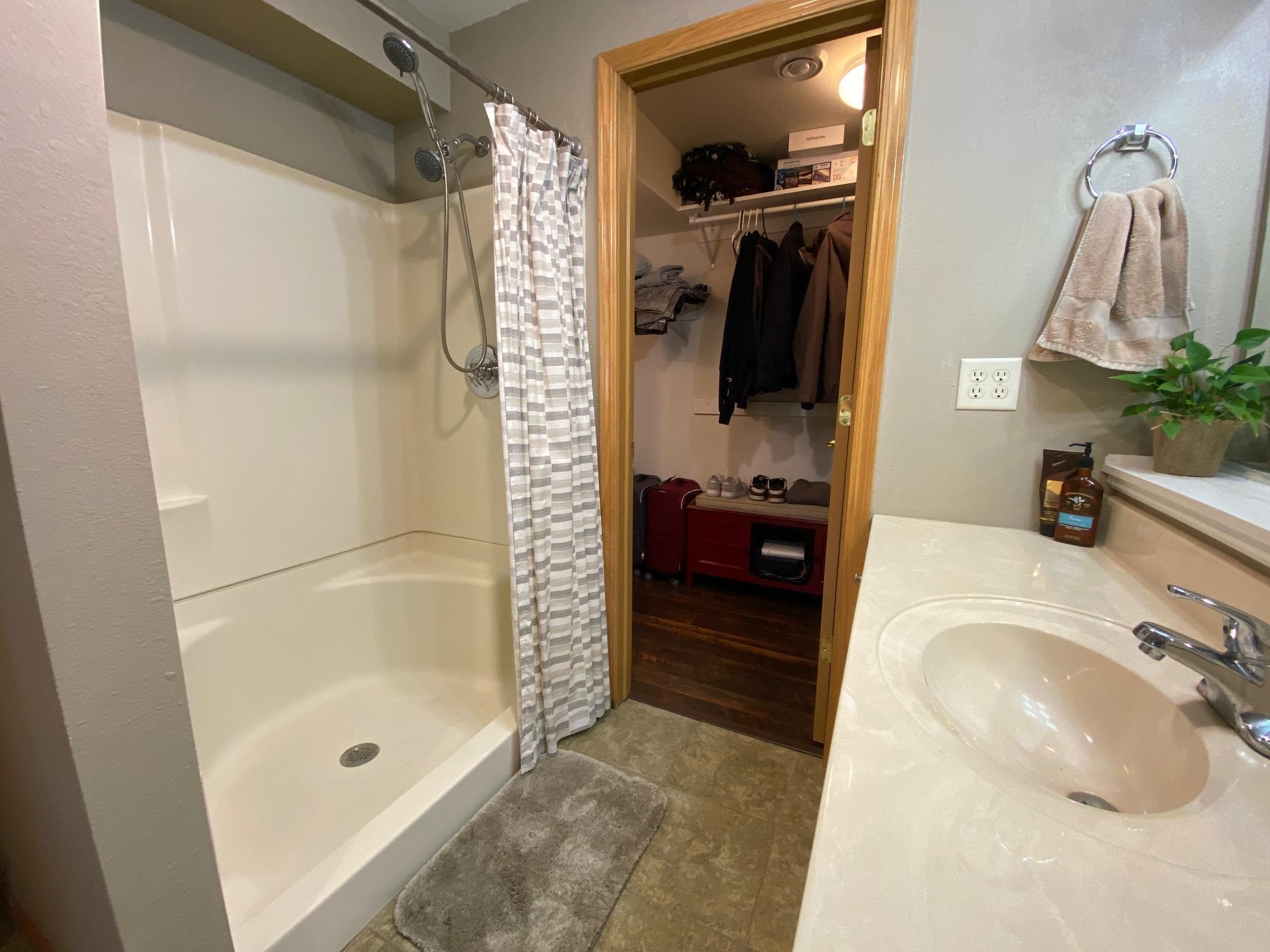 3010 Pendleton Place Property Photo 29