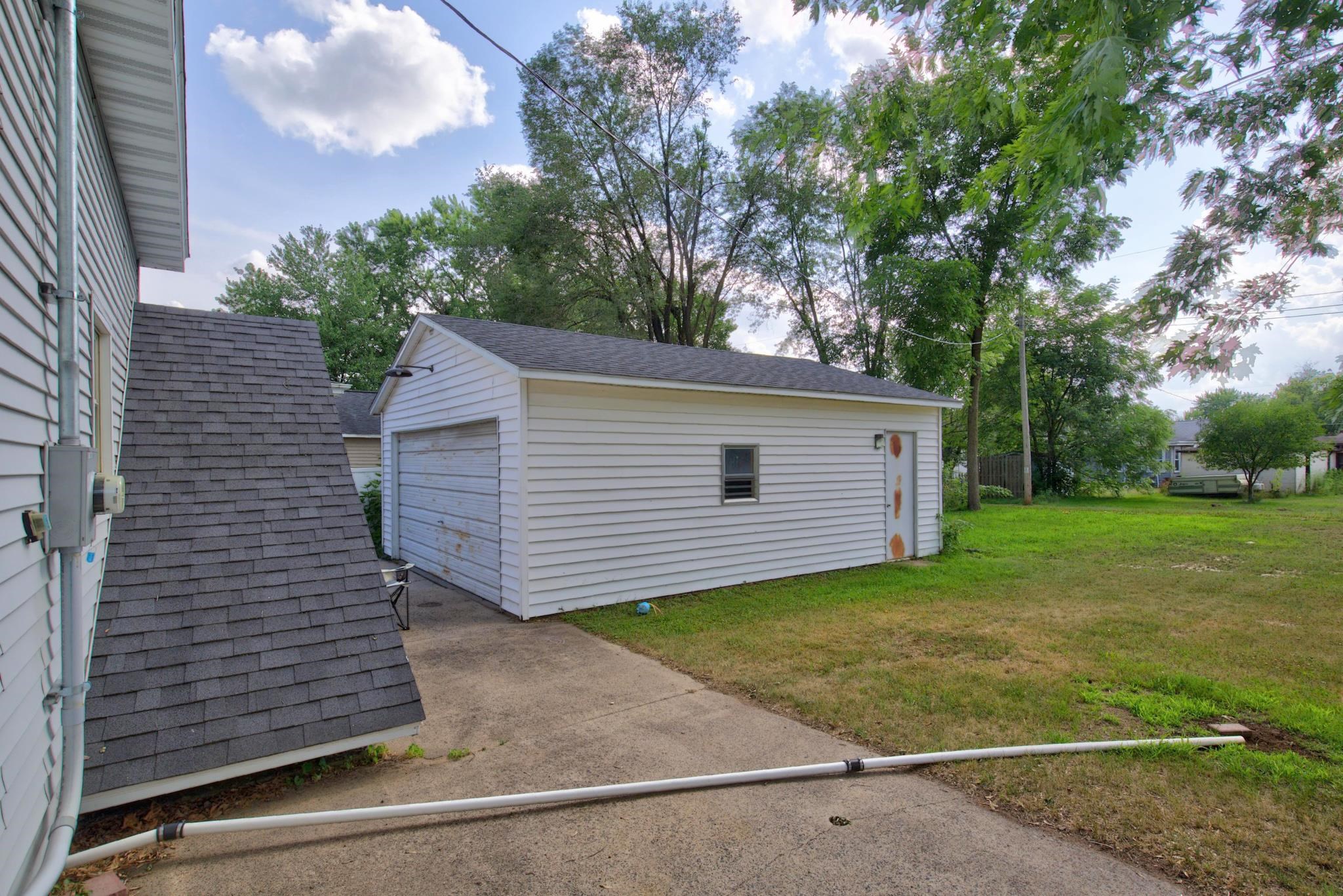 541 15th Avenue North Property Photo 25