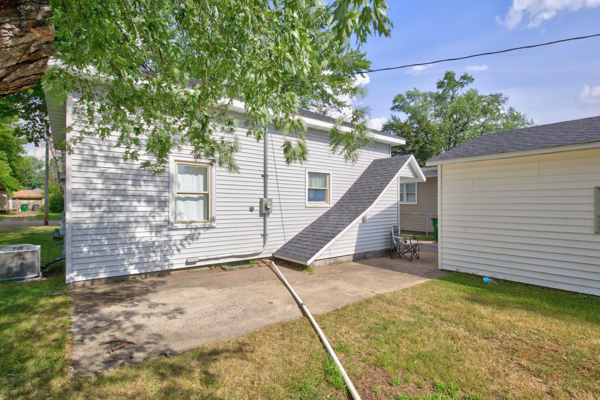 541 15th Avenue North Property Photo 27